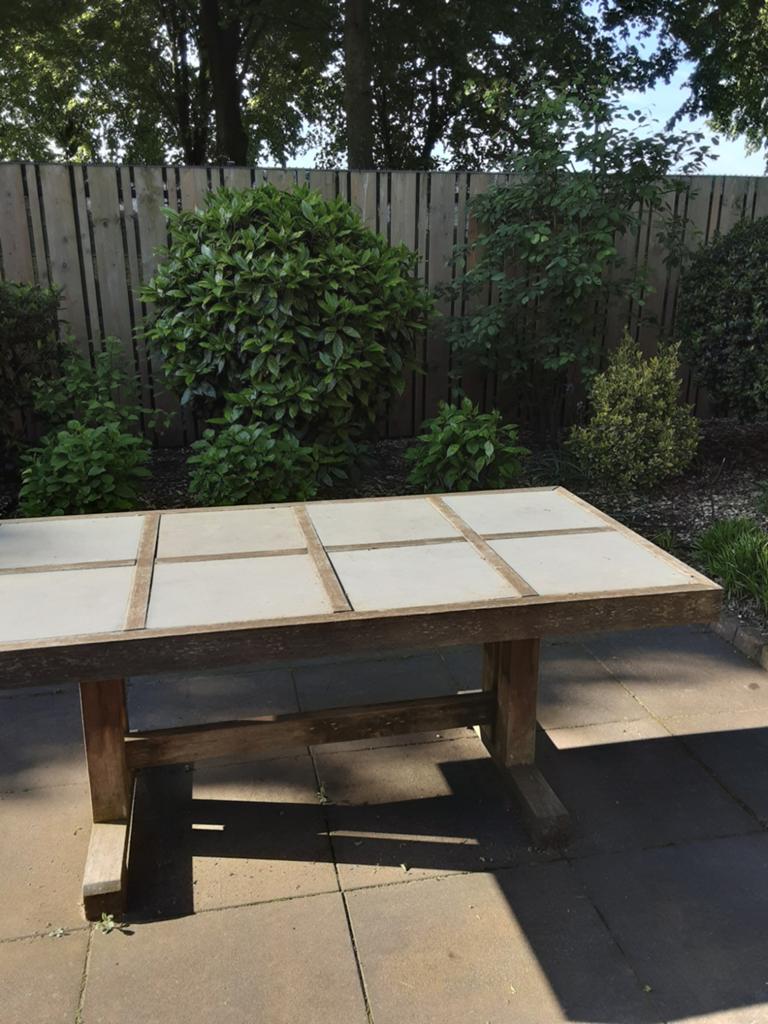 Zware hardhouten tuintafel met Belgisch hardsteen, Tuin en Terras, Tuintafels, Ophalen