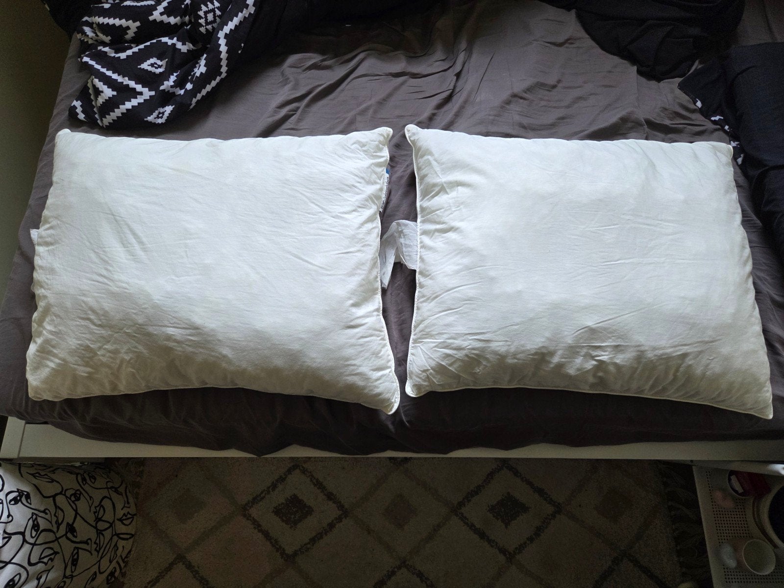 2x IKEA SKOGSFRÄKEN Kussen, Huis en Inrichting, Eenpersoons, Wit, Ophalen of Verzenden, Zo goed als nieuw