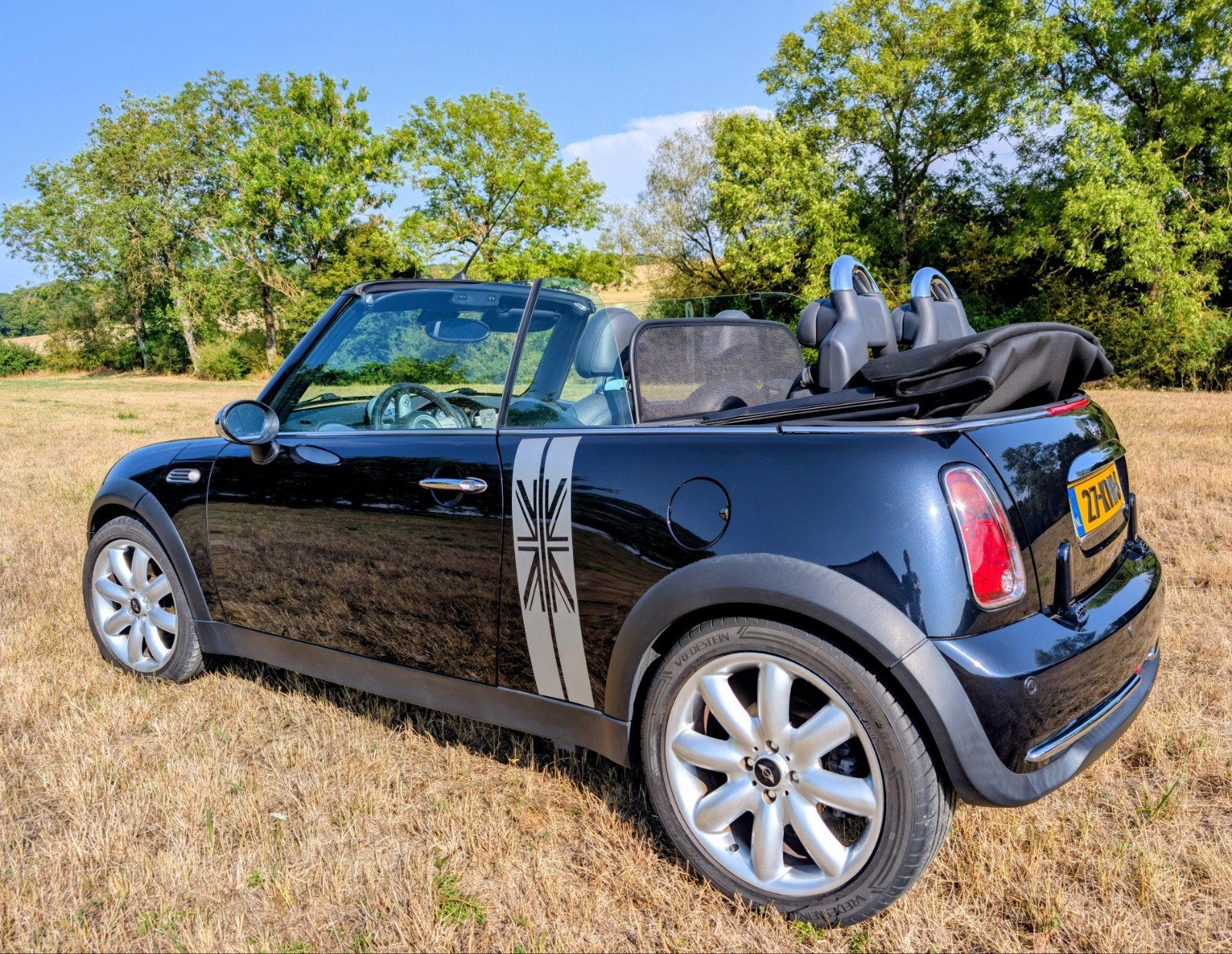 Mini 1.6 16V ONE Cabrio 2007 Zwart, Auto's, Mini, 4 cilinders, Cabriolet, 4 stoelen, Zwart