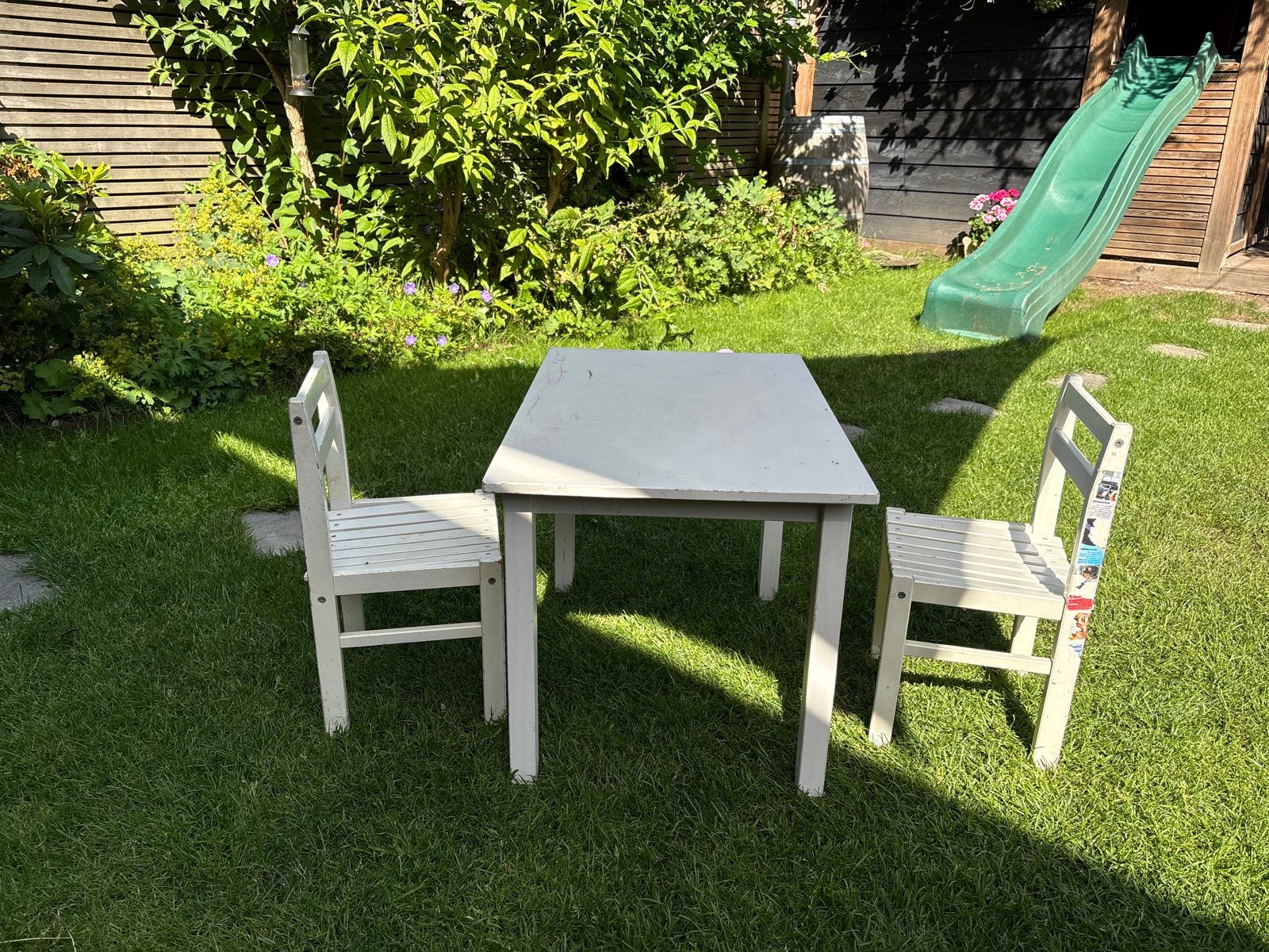 Kindertafel met twee stoeltjes, Ophalen, Gebruikt, Tafel(s) en Stoel(en)