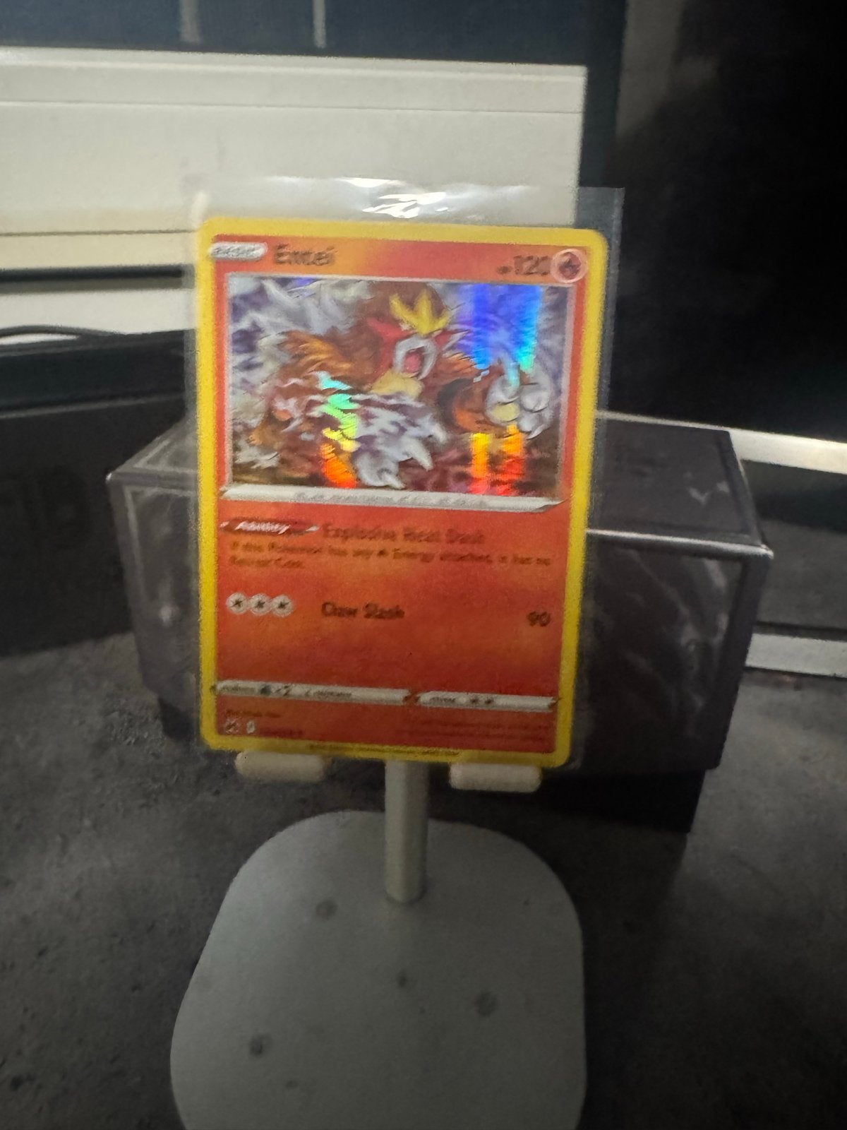 Entei Holo Pokémon Kaart - Zo goed als nieuw, Ophalen of Verzenden, Zo goed als nieuw, Losse kaart, Foil