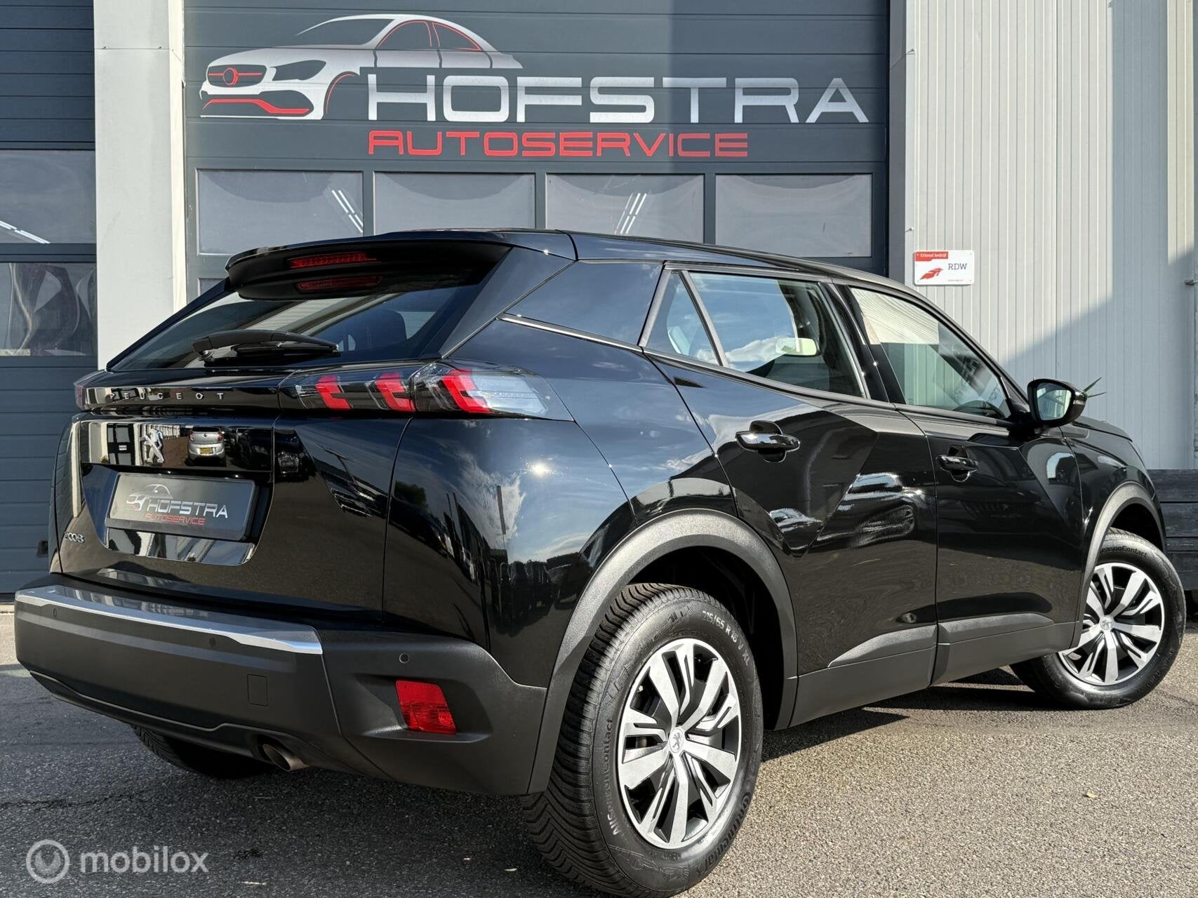 Peugeot 2008 1.2 PureTech Blue Lease Active Full-Led CarPlay, Auto's, 101 pk, Gebruikt, Euro 6, 1199 cc