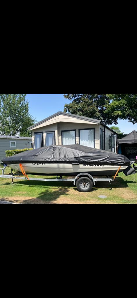 Speedboot Stingray 18lx, bowrider., Watersport en Boten, Afdekzeil, Binnenboordmotor, 5 m, Zo goed als nieuw
