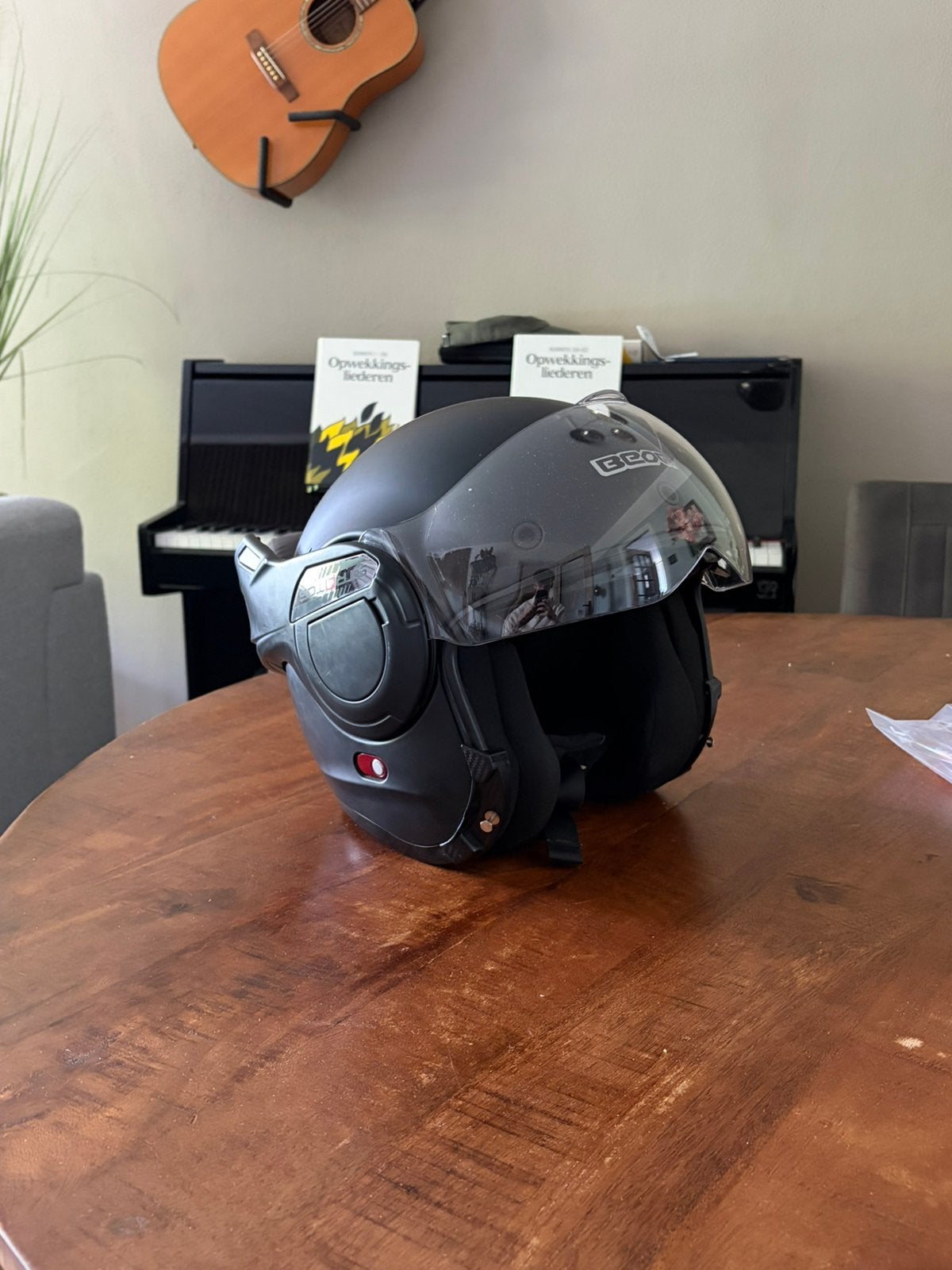 Beon b707 helm mat zwart maat M (2 keer gedragen), Ophalen, Tweedehands, Integraalhelm, Overige merken