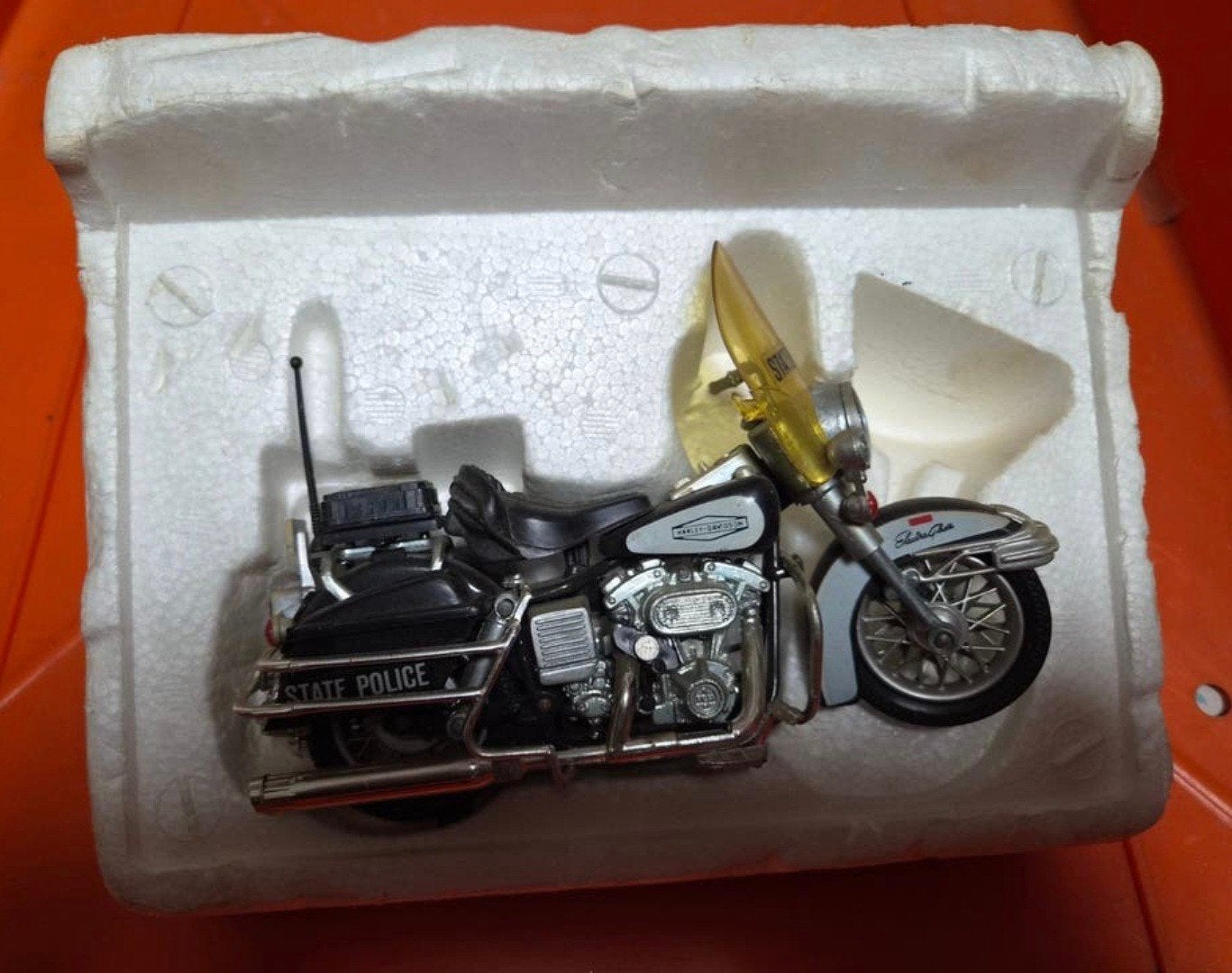 Harley-Davidson Electra Glide State Police schaalmodel, Ophalen of Verzenden, Gebruikt, Overige typen, Overige merken