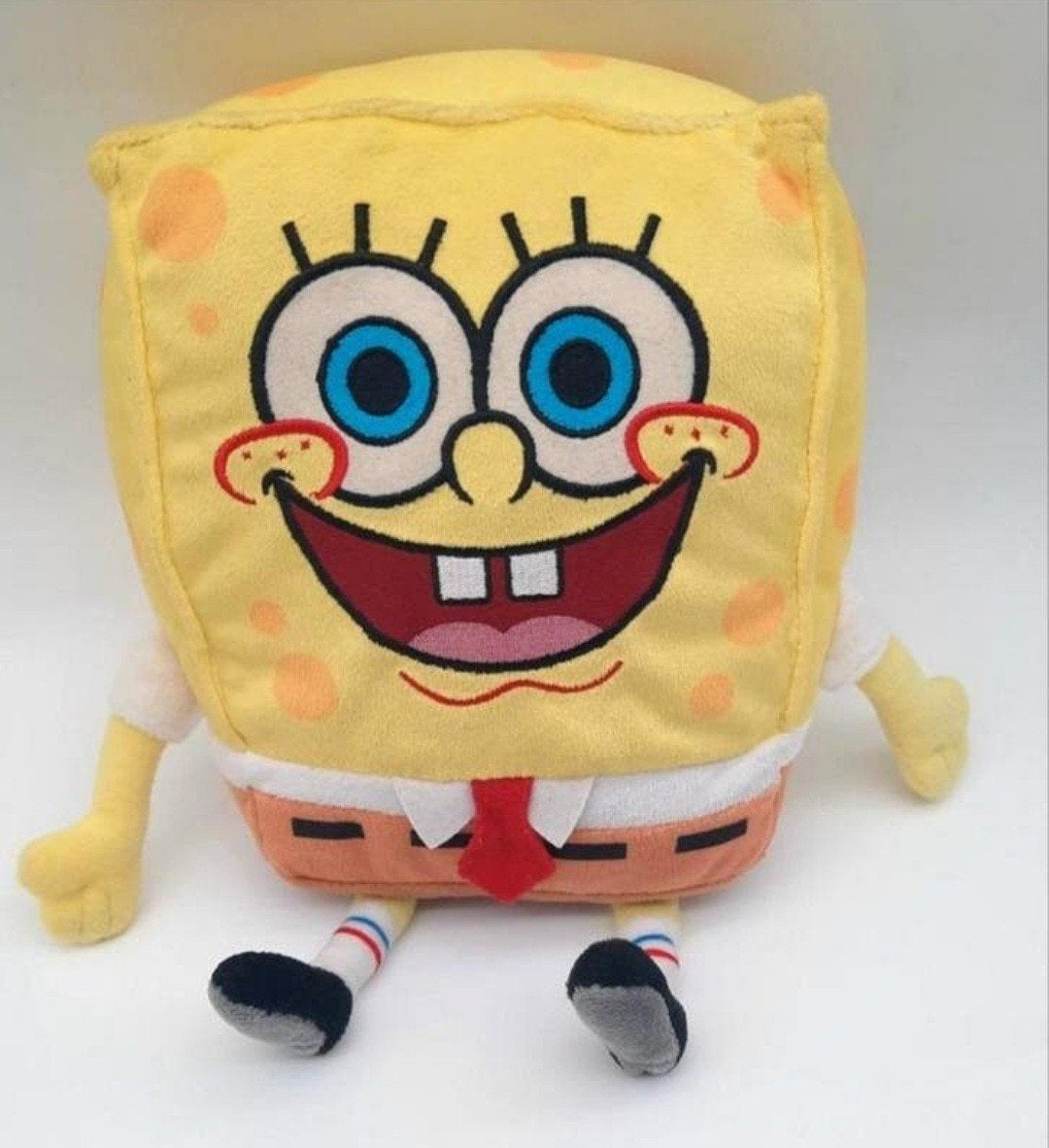 Spongebob knuffel ca. 30cm lang uit 2022, Ophalen of Verzenden, Zo goed als nieuw, Overige typen, Middelgroot (20 tot 80 cm)