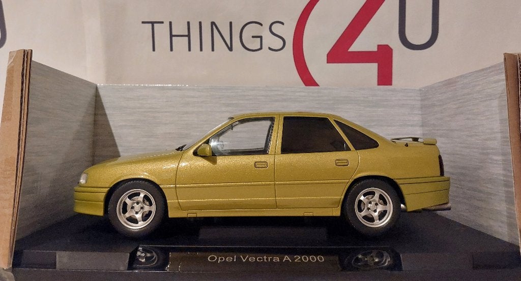 MCG 1:18 Opel Vectra A 2000 Limousine 1988 groen geel, Ophalen of Verzenden, Nieuw, Auto, Overige merken