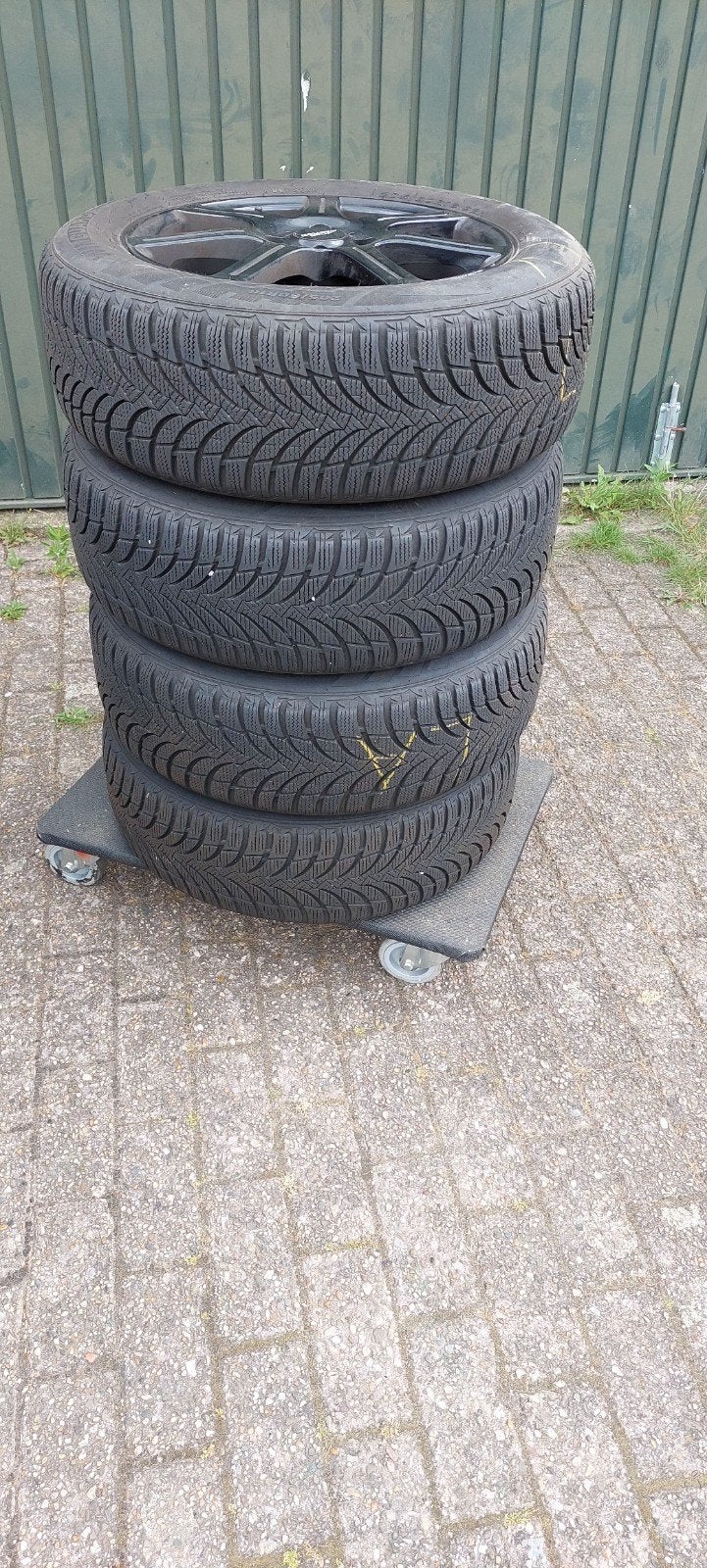Winguard 205/60R16 92H winterbanden op magnesium velgen, Ophalen of Verzenden