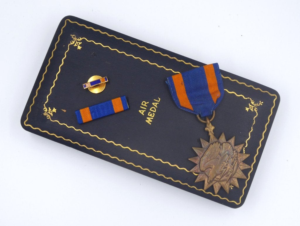 WO2 US Cased Air Medal (Slot Brooch), Verzenden, Luchtmacht, Amerika, Lintje, Medaille of Wings