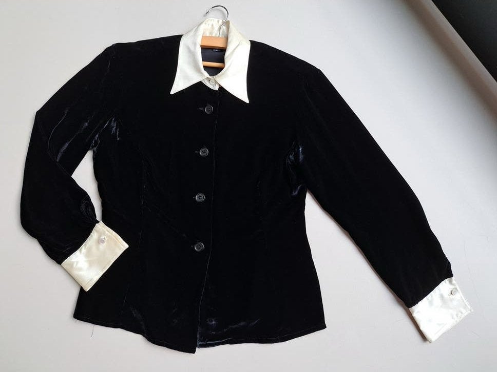 zwart fluwelen blouse, ivoor kraag, Kleding | Dames, Zwart, Ophalen of Verzenden, Zo goed als nieuw, Maat 36 (S)