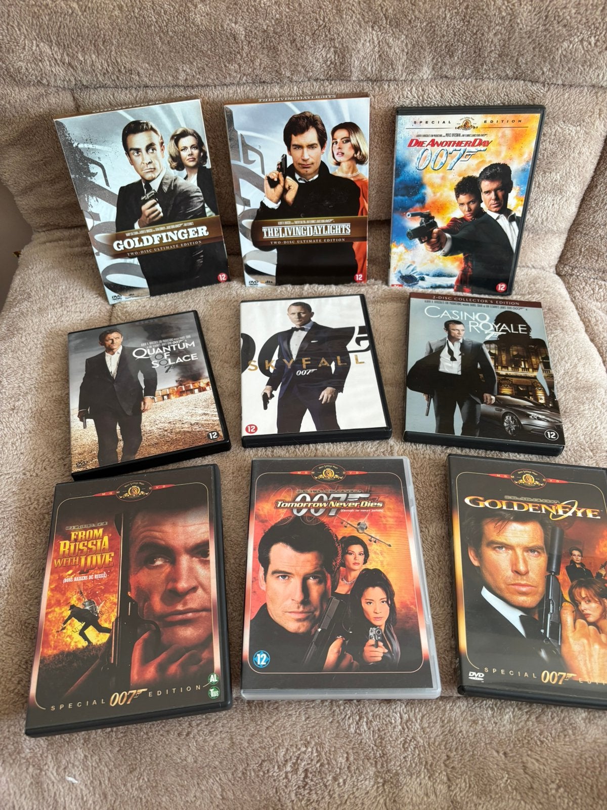 James Bond Films, Vanaf 12 jaar, Ophalen of Verzenden, Zo goed als nieuw