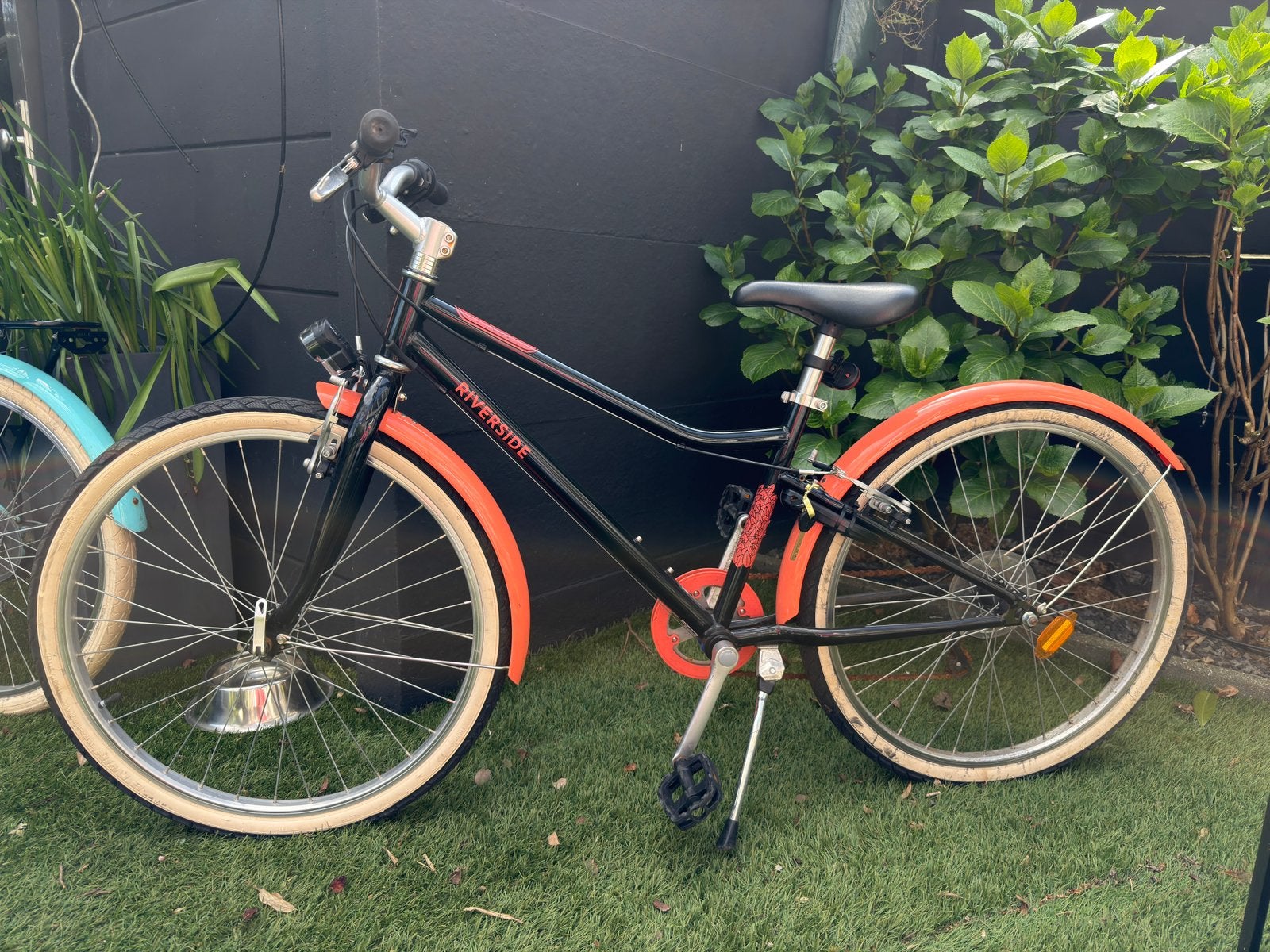 Btwin Riverside 24 inch (9-12 jaar), Fietsen en Brommers, Ophalen, Zo goed als nieuw