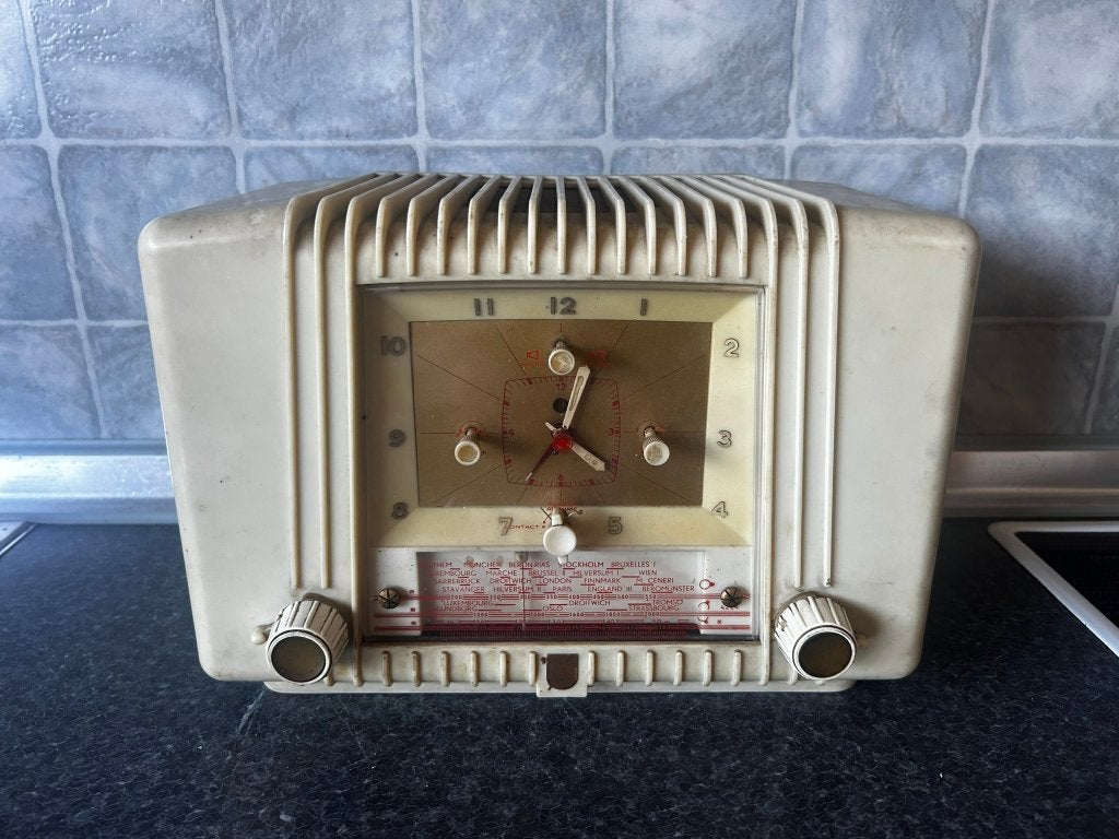 Philips radio + klok / wekker, type BX332A/13 - decoratief, Ophalen