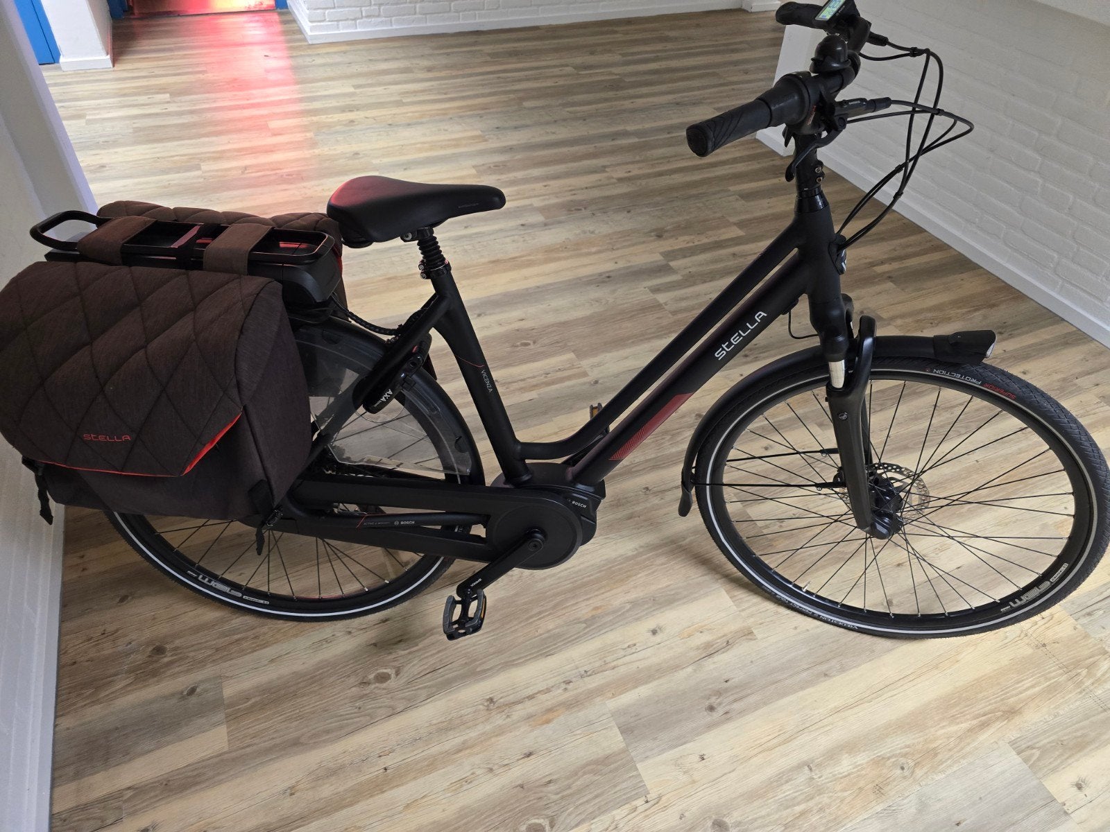 Elektrische fietsen, Fietsen en Brommers, Elektrische fietsen, 51 tot 55 cm, Ophalen of Verzenden, Zo goed als nieuw, Overige merken
