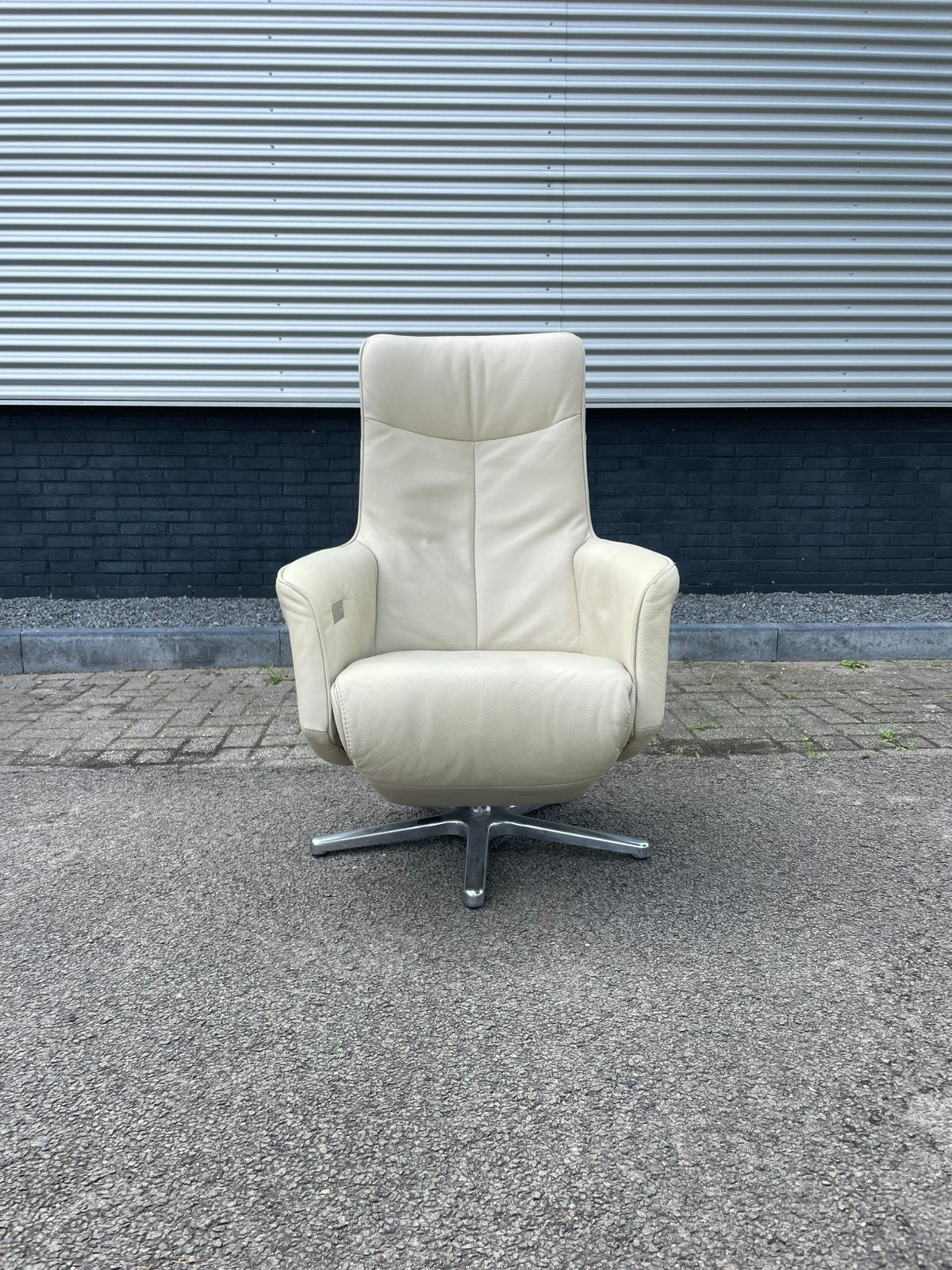 Elektrische de toekomst twice relax fauteuil creme, Huis en Inrichting, Minder dan 75 cm, Ophalen of Verzenden, 50 tot 75 cm, A