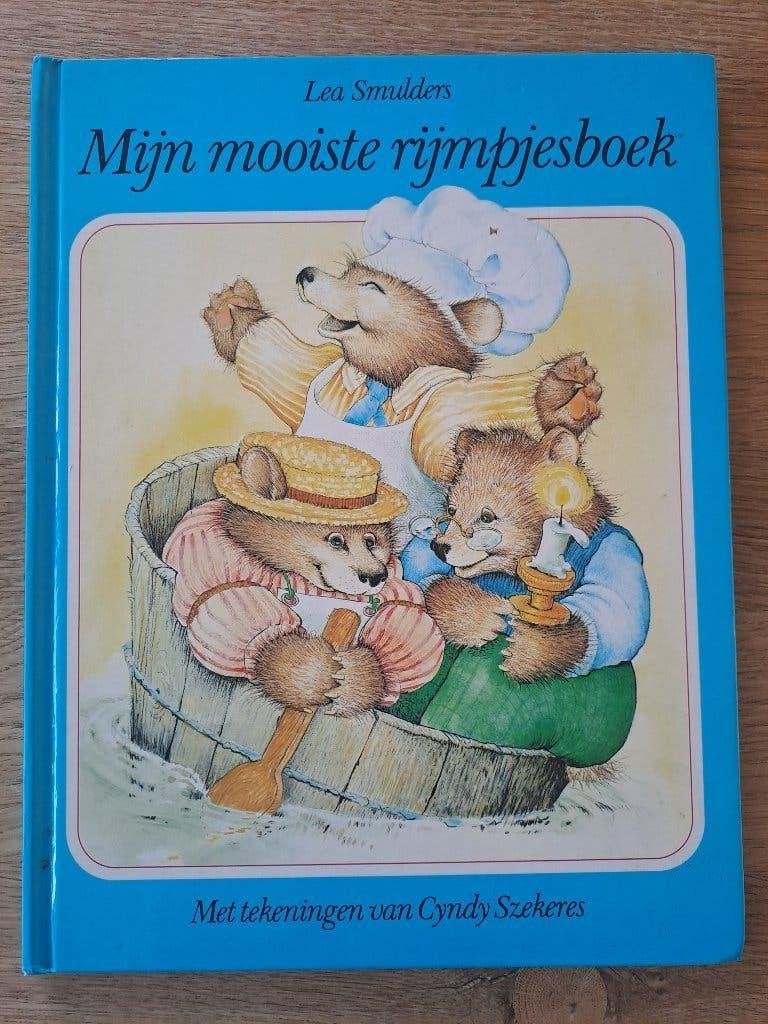MIJN MOOISTE RIJMPJESBOEK. LEA SMULDERS., Boeken, Gelezen, Fictie algemeen, Jongen of Meisje, Ophalen of Verzenden
