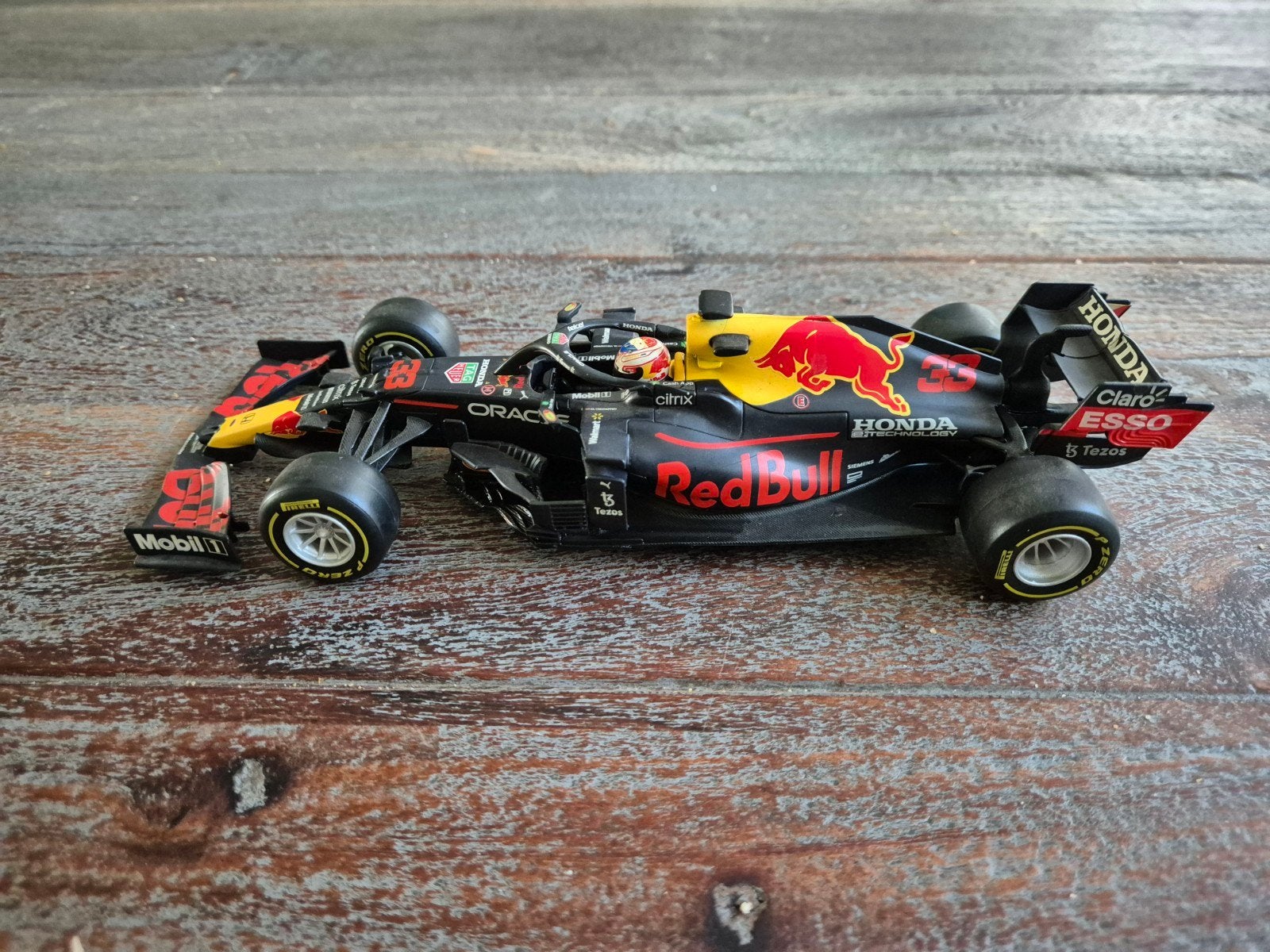 Bburago RedBull RB16B (2021) 1:24, Ophalen of Verzenden, Nieuw, Bburago