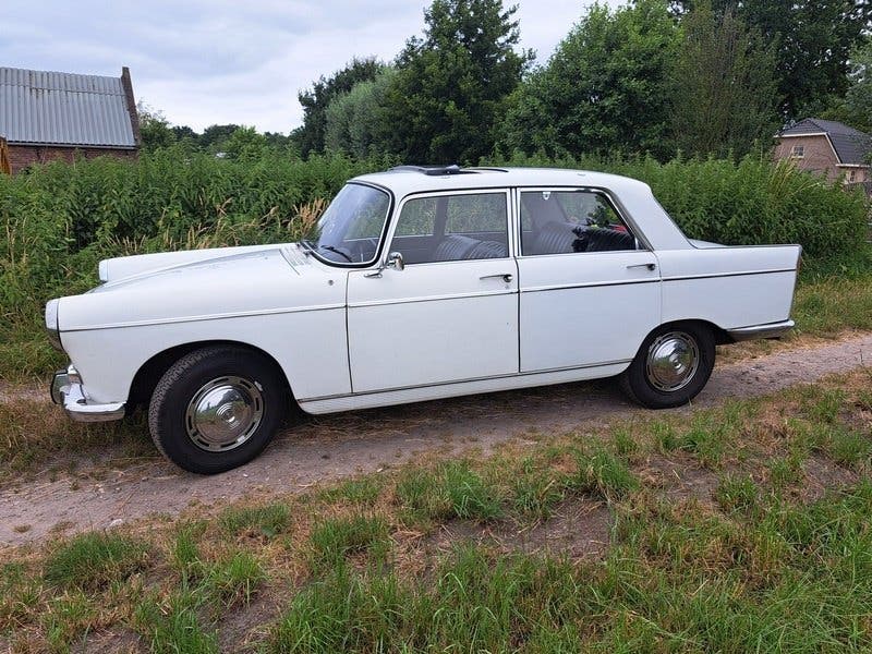 Peugeot 404 Super Luxe uit 1966, foto 3