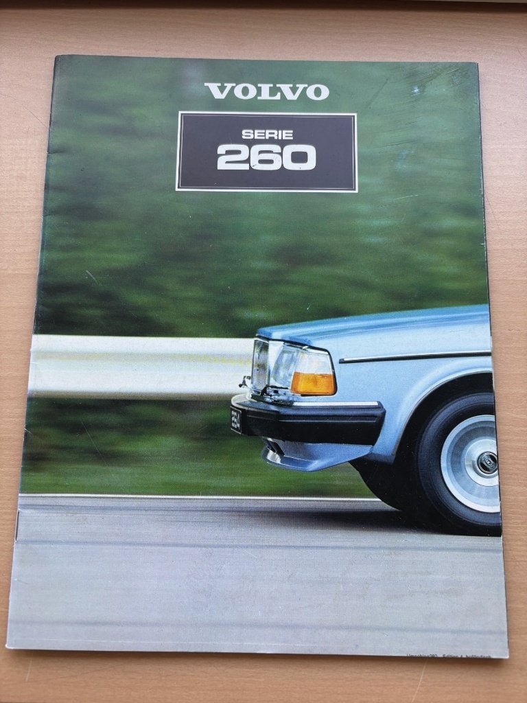 Volvo 260 Brochure 1981, Ophalen of Verzenden, Zo goed als nieuw, Volvo
