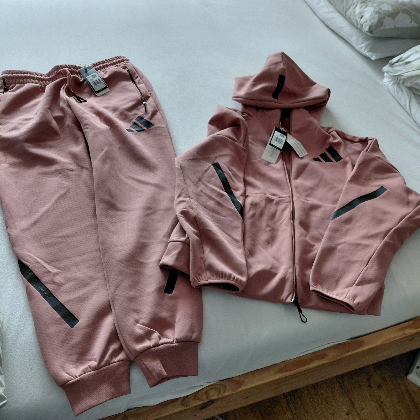 Adidas dames trainingspak, Adidas, Ophalen of Verzenden, Nieuw, Roze