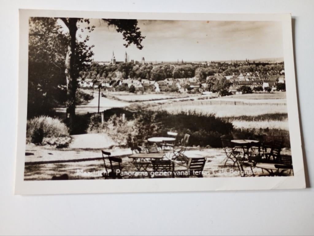 Maastricht Café Bergrust 1950, Ophalen of Verzenden, 1940 tot 1960, Gelopen, Limburg