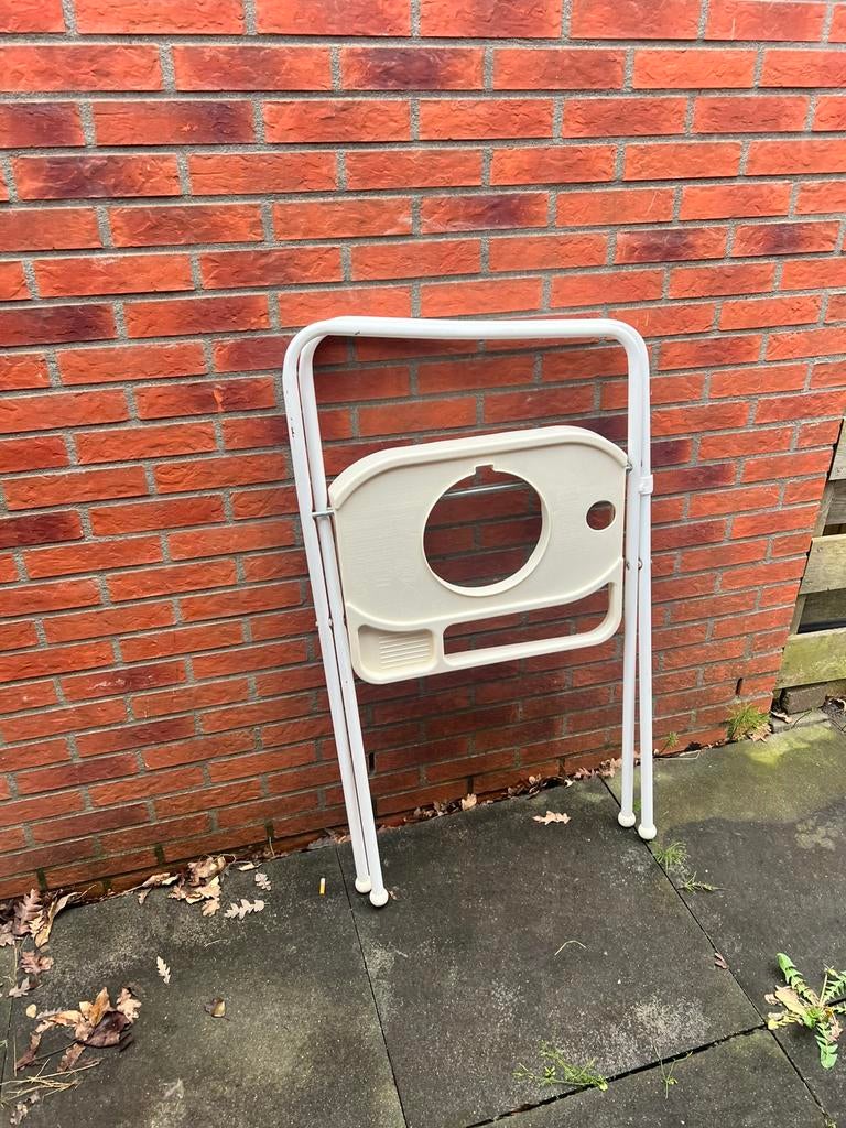 Gratis op te halen babyspullen 4 moms/badstandaard, Ophalen, Zo goed als nieuw