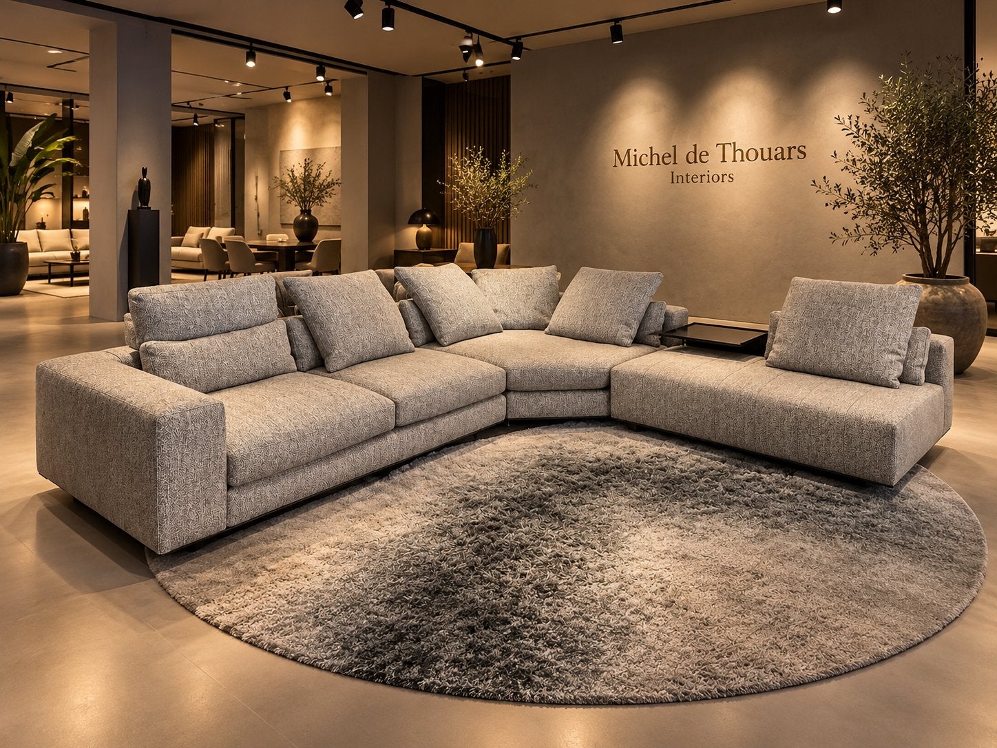 Minotti Freeman hoekbank 350x300cm 3 elementen LP € 20.000,-, 125 cm of meer, Minotti, 9723 CA, 125 cm of meer