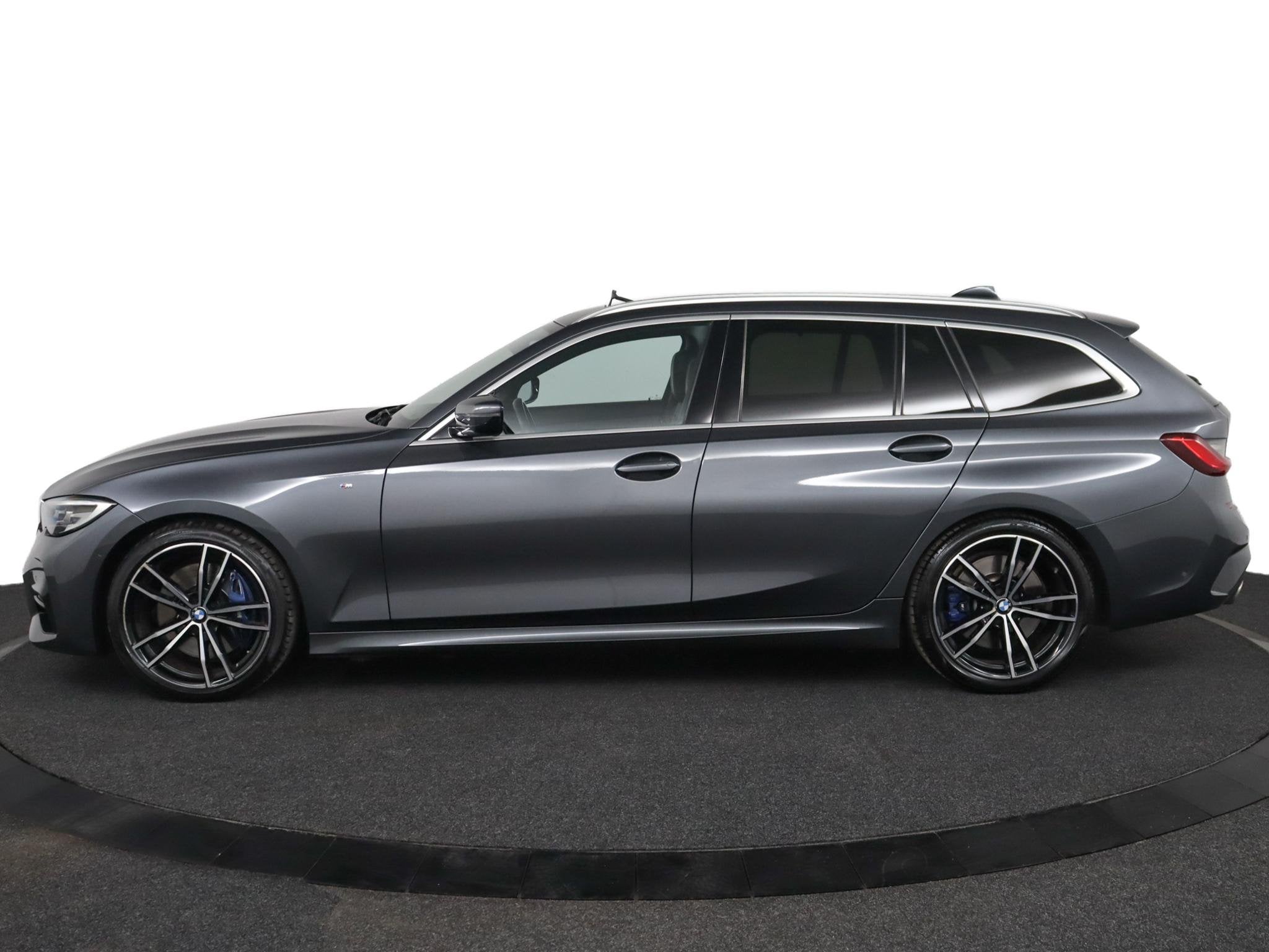 BMW 3-serie Touring 330i High Executive | Automaat | Pano |, Automaat, 1998 cc, Achterwielaandrijving, Gebruikt