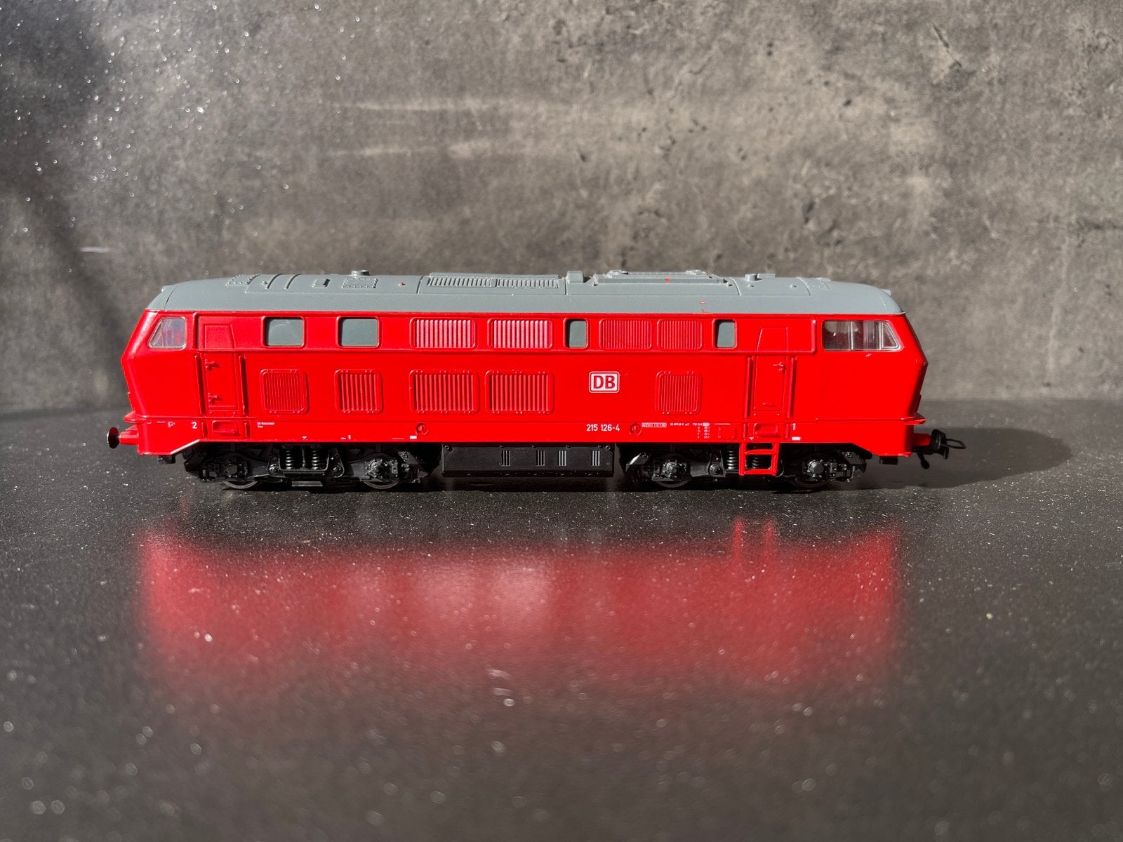 Twee ROCO diesel locomotieven h0 z.g.a.n., Ophalen of Verzenden, Zo goed als nieuw, Roco, Gelijkstroom