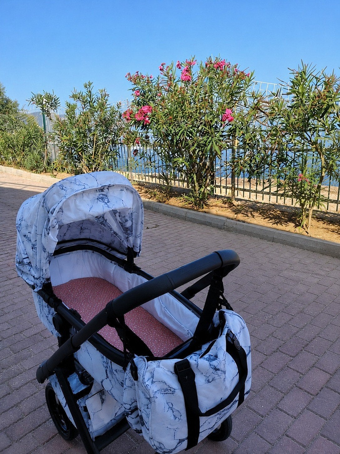 Dubatti One E3 kinderwagen wit marmer met reiswieg en access, Gebruikt, Met autostoeltje, Ophalen, Kinderwagen