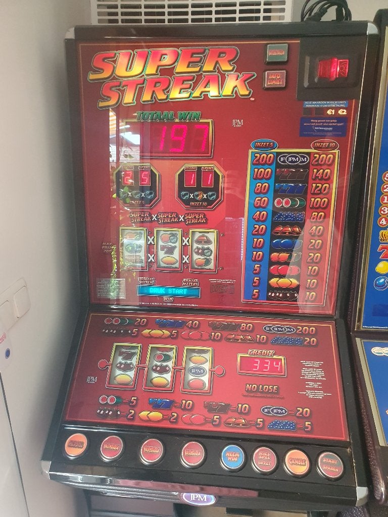 Te koop super streak, Verzamelen, Automaten | Gokkasten en Fruitautomaten, Euro, Ophalen, Gebruikt, Met sleutels