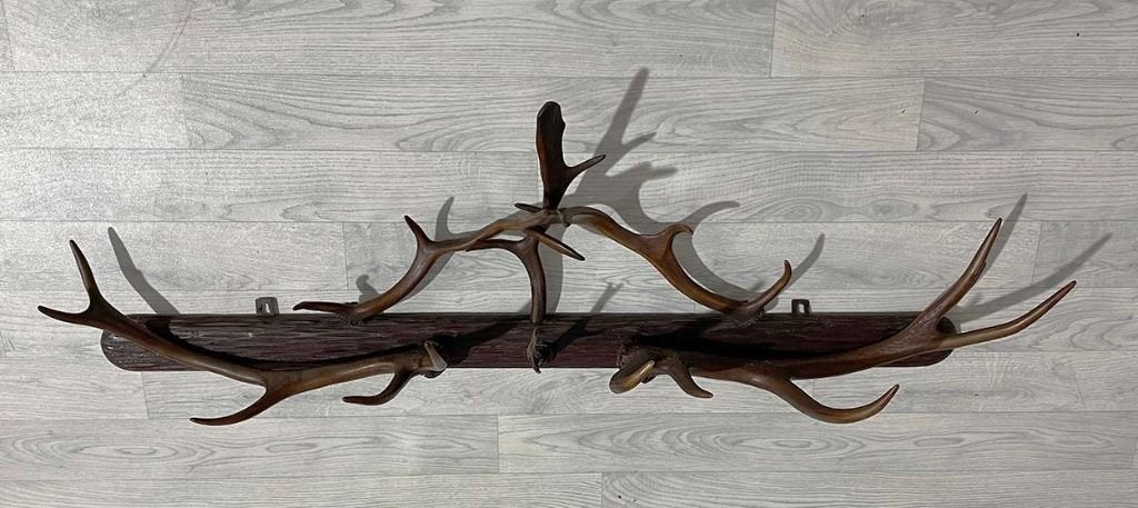 Oude houten GEWEI KAPSTOK - 132 cm breed, Huis en Inrichting, Overige materialen, Gebruikt, Nvt, Minder dan 100 cm