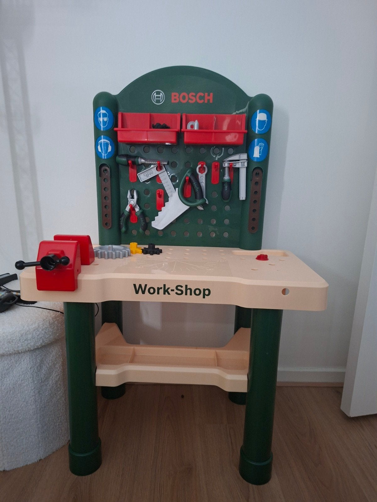 Mooie werkbank Bosch, Kinderen en Baby's, Ophalen, Zo goed als nieuw