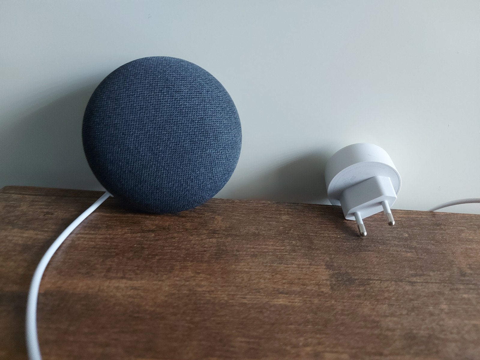 Google Nest Mini (2e generatie) - Grijs, Ophalen of Verzenden, Zo goed als nieuw