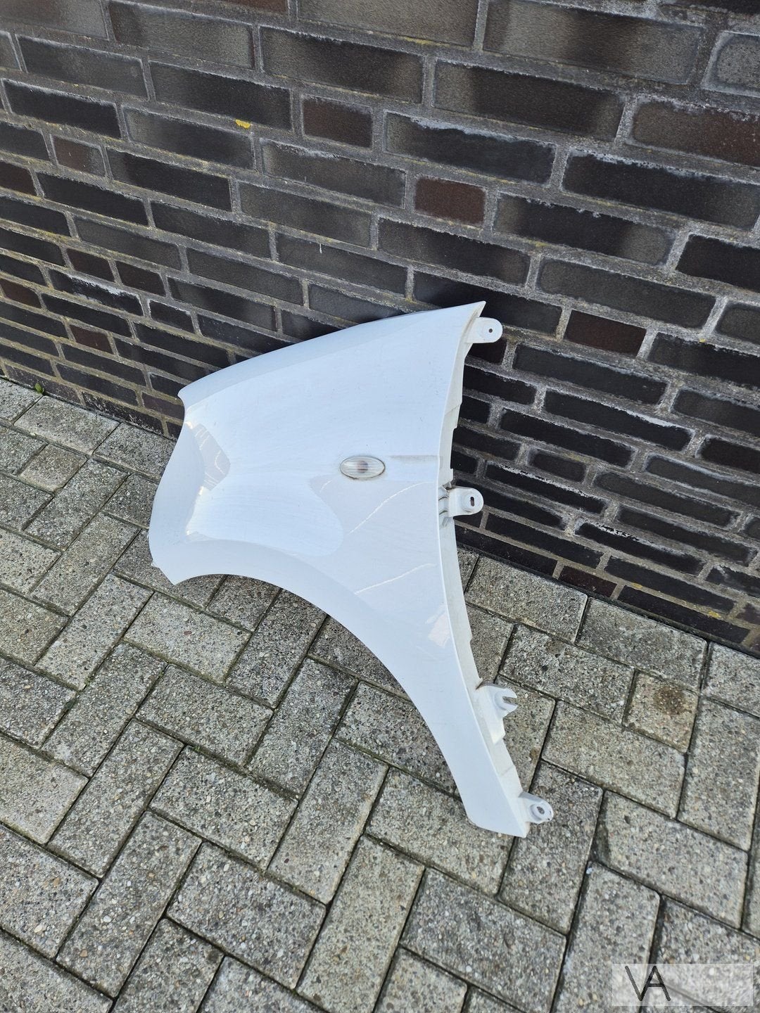 Smart Forfour 2013 - 2022 voorscherm spatbord LINKS wit €100, Gebruikt, -, -, Ophalen of Verzenden