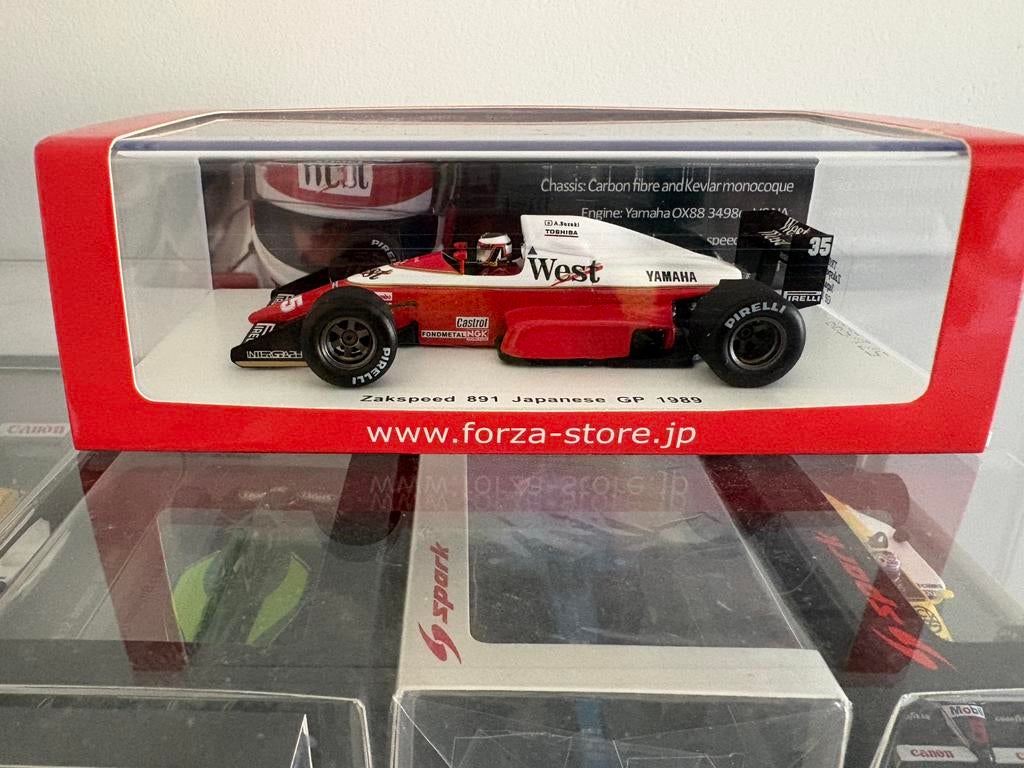 Zakspeed 891 Aguri Suzuki GP Japanese 1989 Spark 1:43, Hobby en Vrije tijd, Modelauto's | 1:43, Ophalen of Verzenden, Zo goed als nieuw