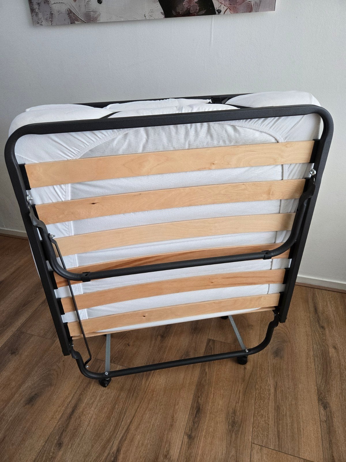 Opklapbed met matras - Ideaal voor logees, Ophalen, Zo goed als nieuw, Eenpersoons, Metaal