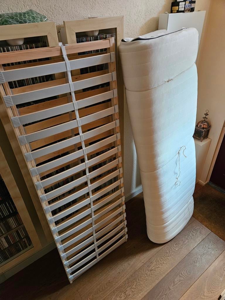 2x Lattenbodem (70x200) en Matras (140x200) - IKEA, 70 tot 85 cm, Zo goed als nieuw, 180 cm of meer, Ophalen