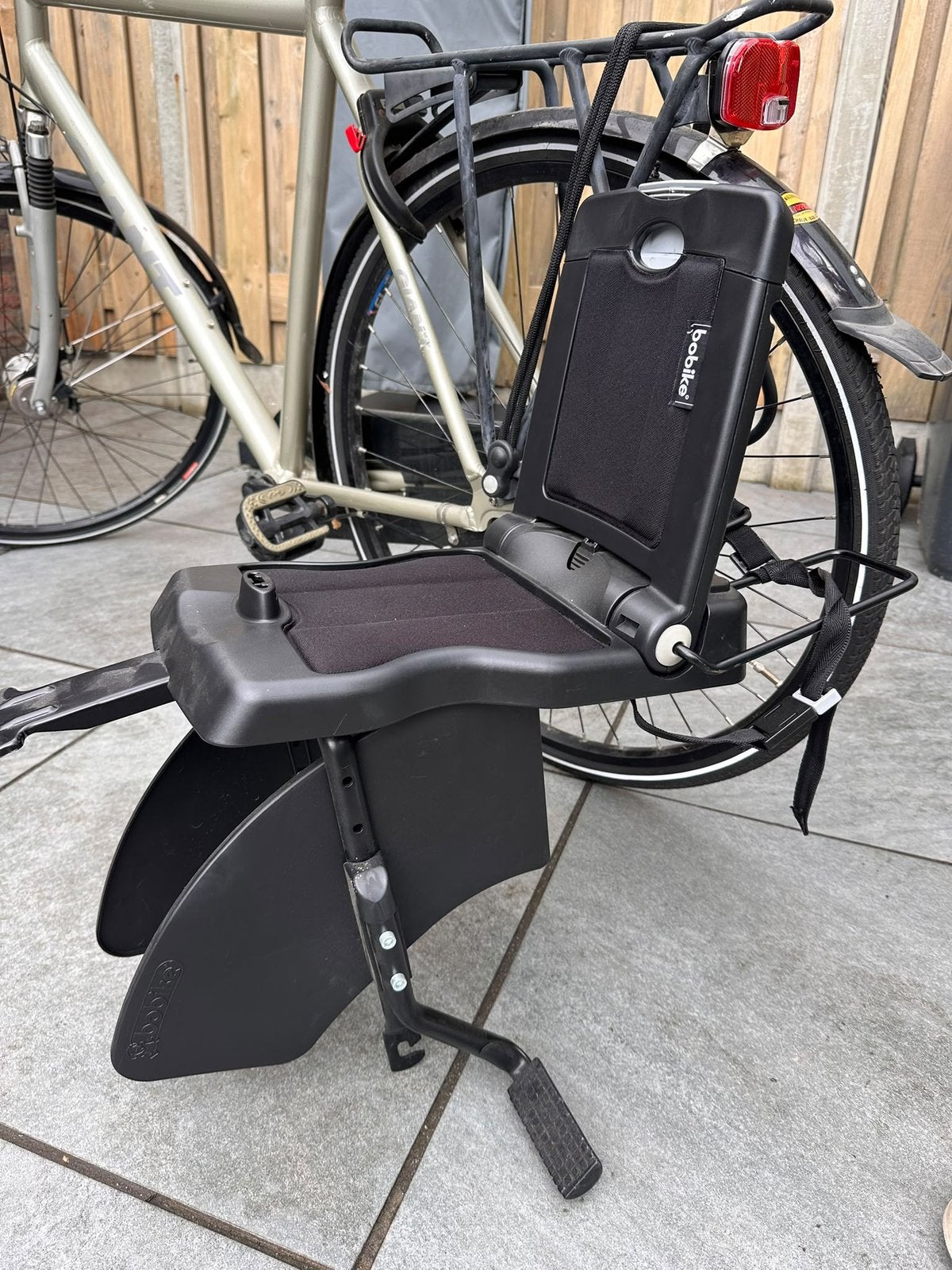 Bobike baby seat junior classic fietsstoeltje Achter - Zwart, Achterzitje, 22 t/m 36 kg, Ophalen of Verzenden, Gebruikt