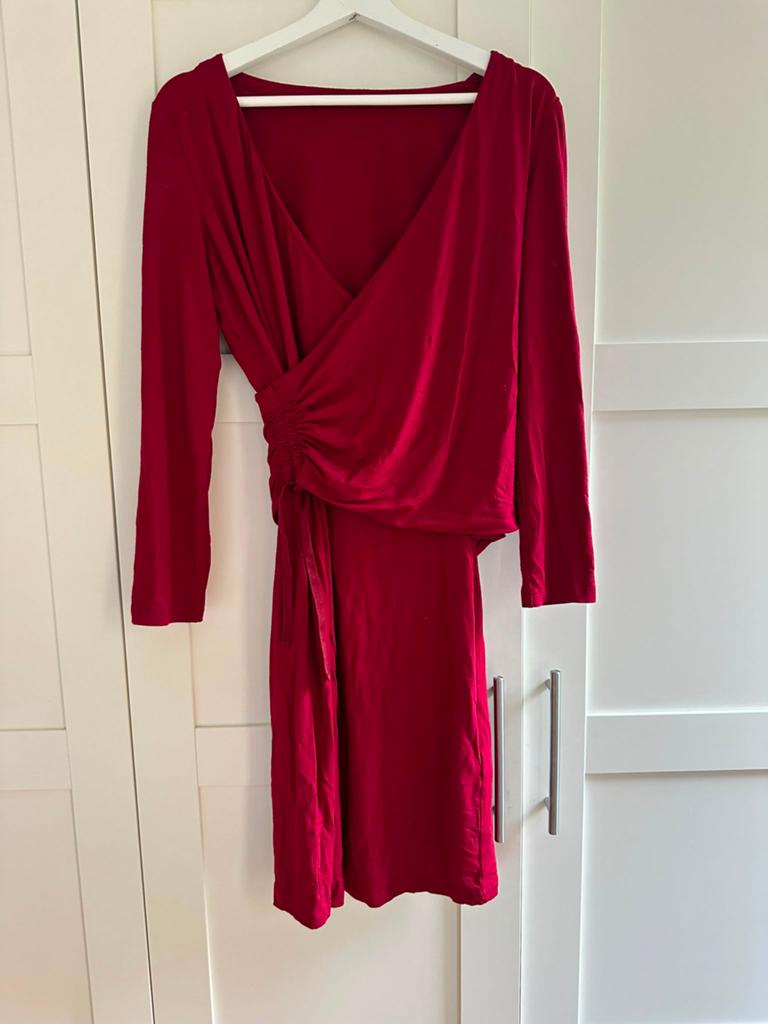 Love Moschino jurk, Kleding | Dames, Maat 38/40 (M), Verzenden, Zo goed als nieuw, Knielengte
