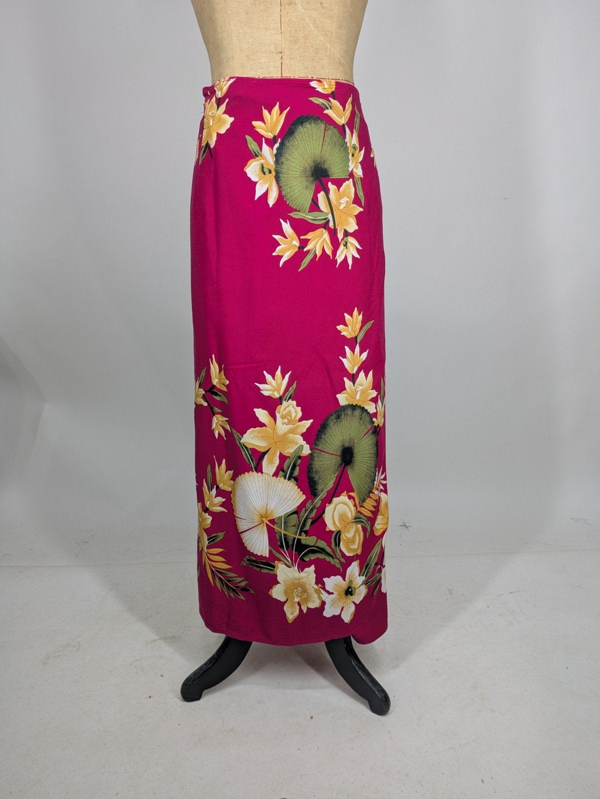 Vintage roze Rayon wikkelrok met bloemenprint, Kleding | Dames, Rokken, Maat 38/40 (M), Onbekend@voorbeeld.com, Onbekend, Ophalen of Verzenden