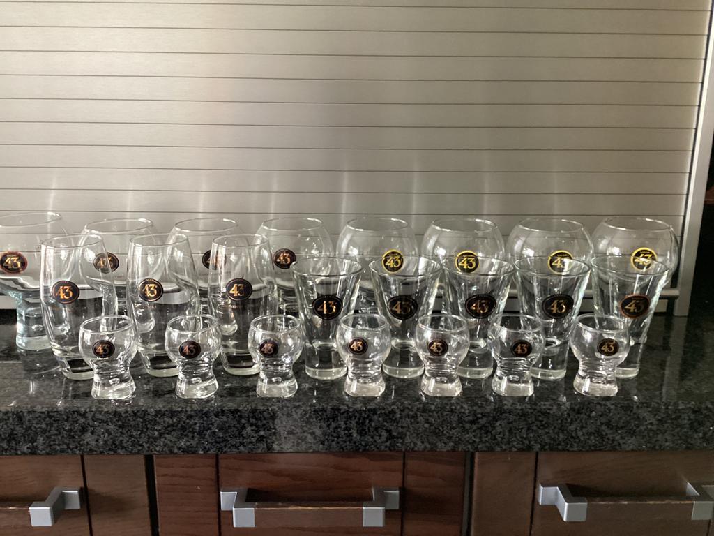 Diversen likeur 43 glaasjes bolglazen borrels enz., Ophalen of Verzenden, Zo goed als nieuw, Borrel- of Shotglas
