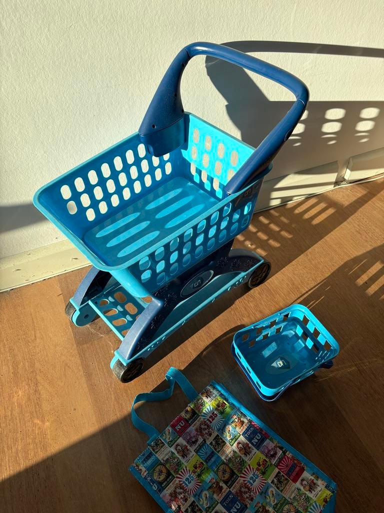 AH speelgoed boodschappenwagen met mandje en tas, Ophalen of Verzenden, Gebruikt, Jongen of Meisje