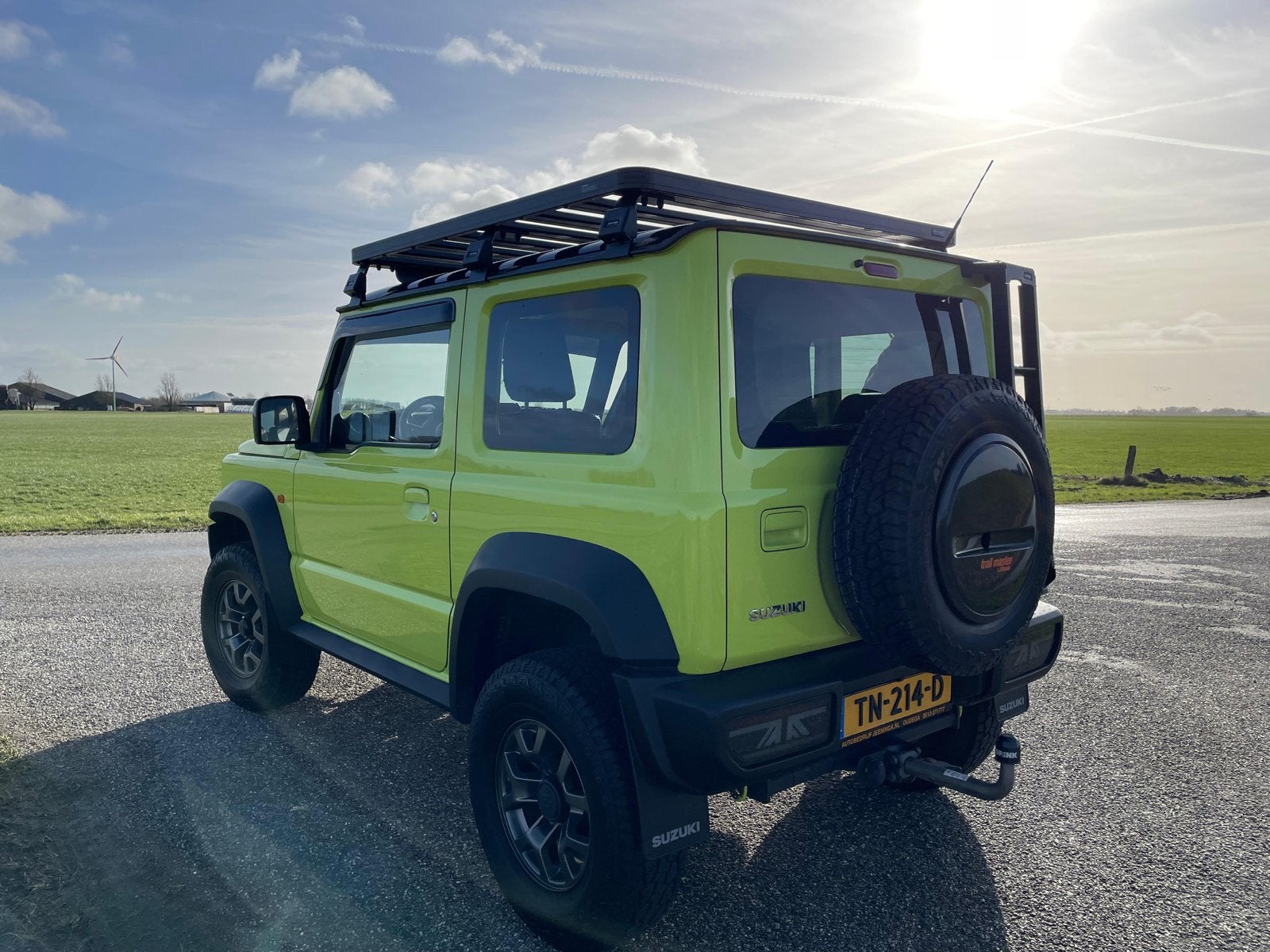 Suzuki Jimny 1.5L VVT 102pk Allgrip Pro 2018 Geel, 13 km/l, Zwart, 4 cilinders, 4 stoelen