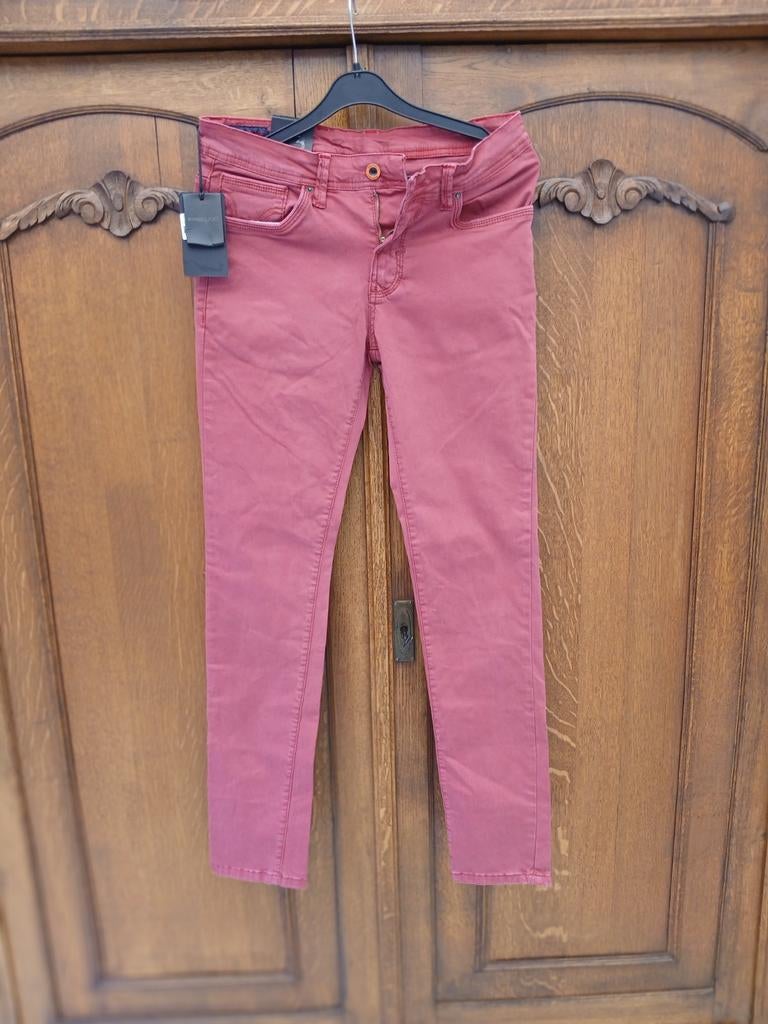Pascucci nieuwe rode jeans maat 30/34, Ophalen of Verzenden, Maat 34 (XS) of kleiner, Lang, Rood