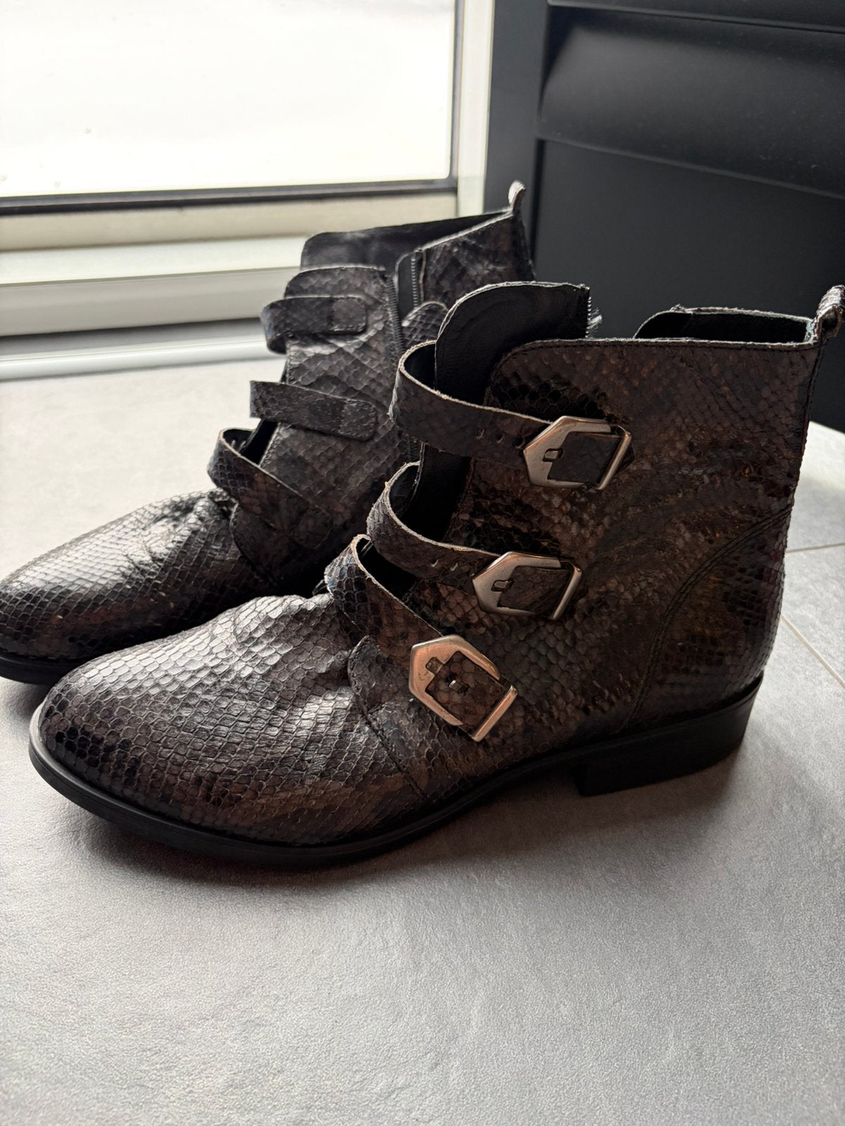 Manfield laarzen maat 41 nieuw snake zwart grijs, Lage of Enkellaarzen, Nieuw, Ophalen of Verzenden, Grijs