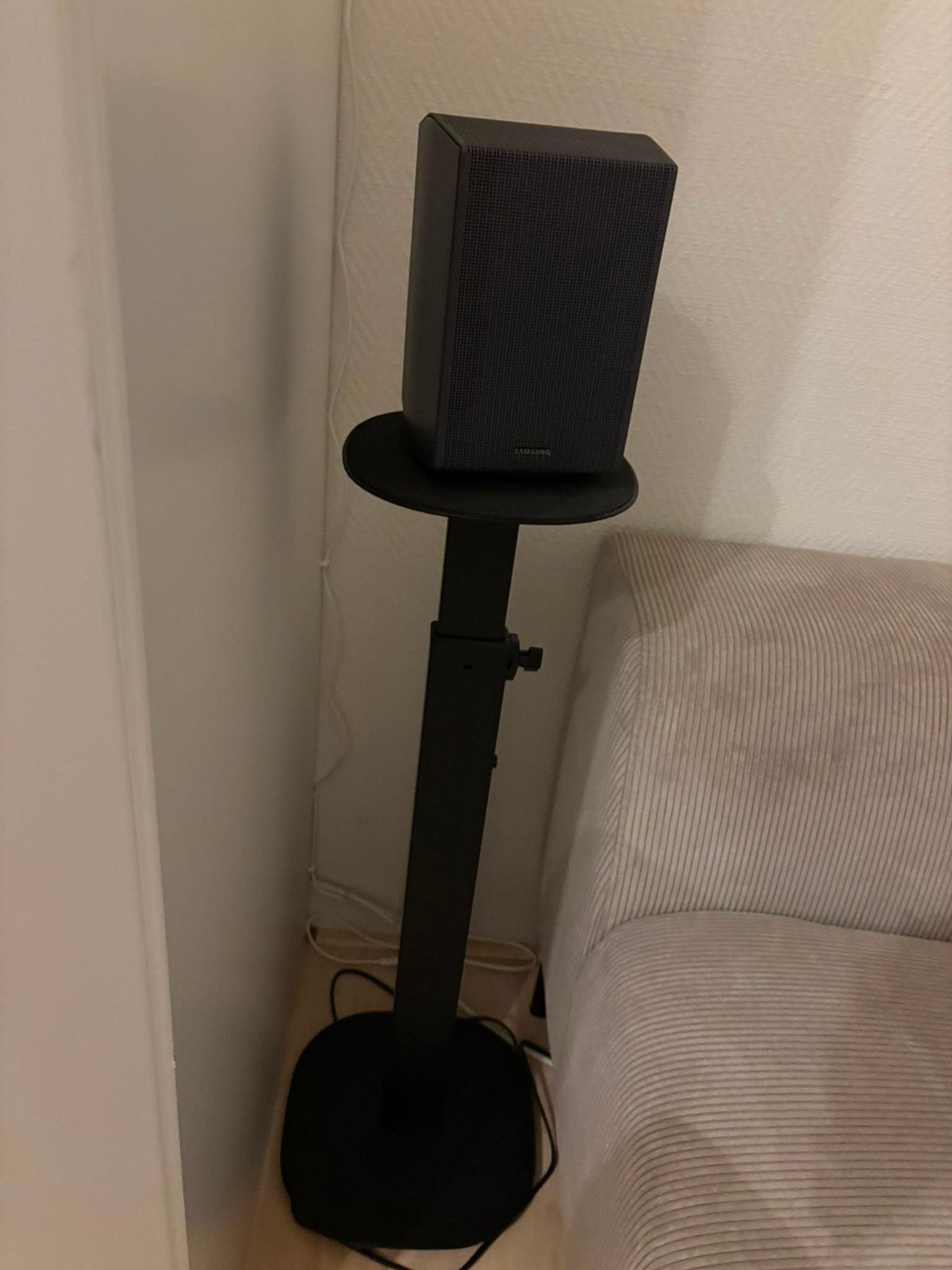 VDD Speaker standaards (2x) voor box - Zo goed als nieuw, Overige typen, Zo goed als nieuw, Minder dan 60 watt, Ophalen