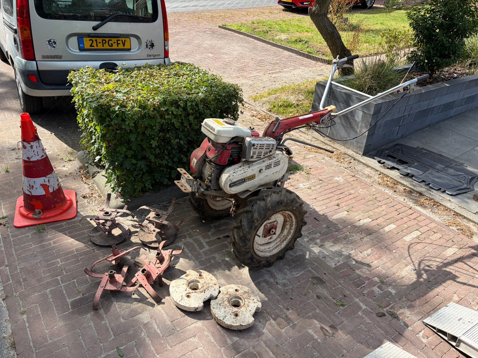 Honda F600 tuintrekker, Ophalen, Benzine, Tuinfrees