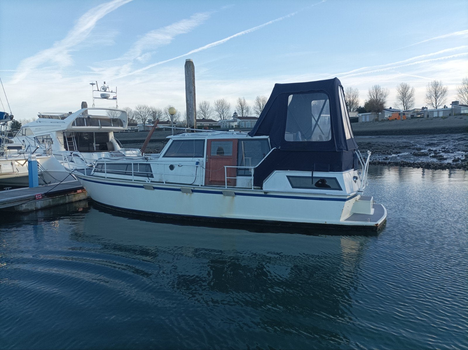 Opknapper motorboot met dubbel glas en nieuwe tent, 10 m, Gebruikt, Binnenboordmotor, Diesel