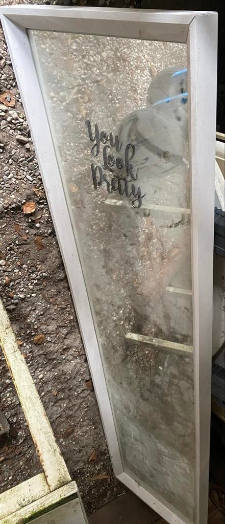Spiegel in witte houten lijst, Ophalen, Gebruikt, 200 cm of meer, Rechthoekig